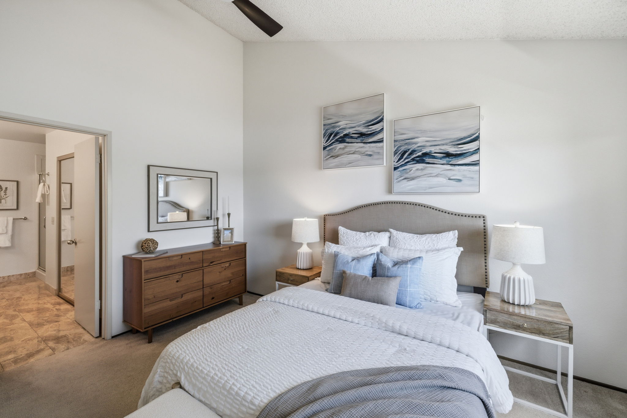  Waterfront Townhome-Style Condo - 物件實景