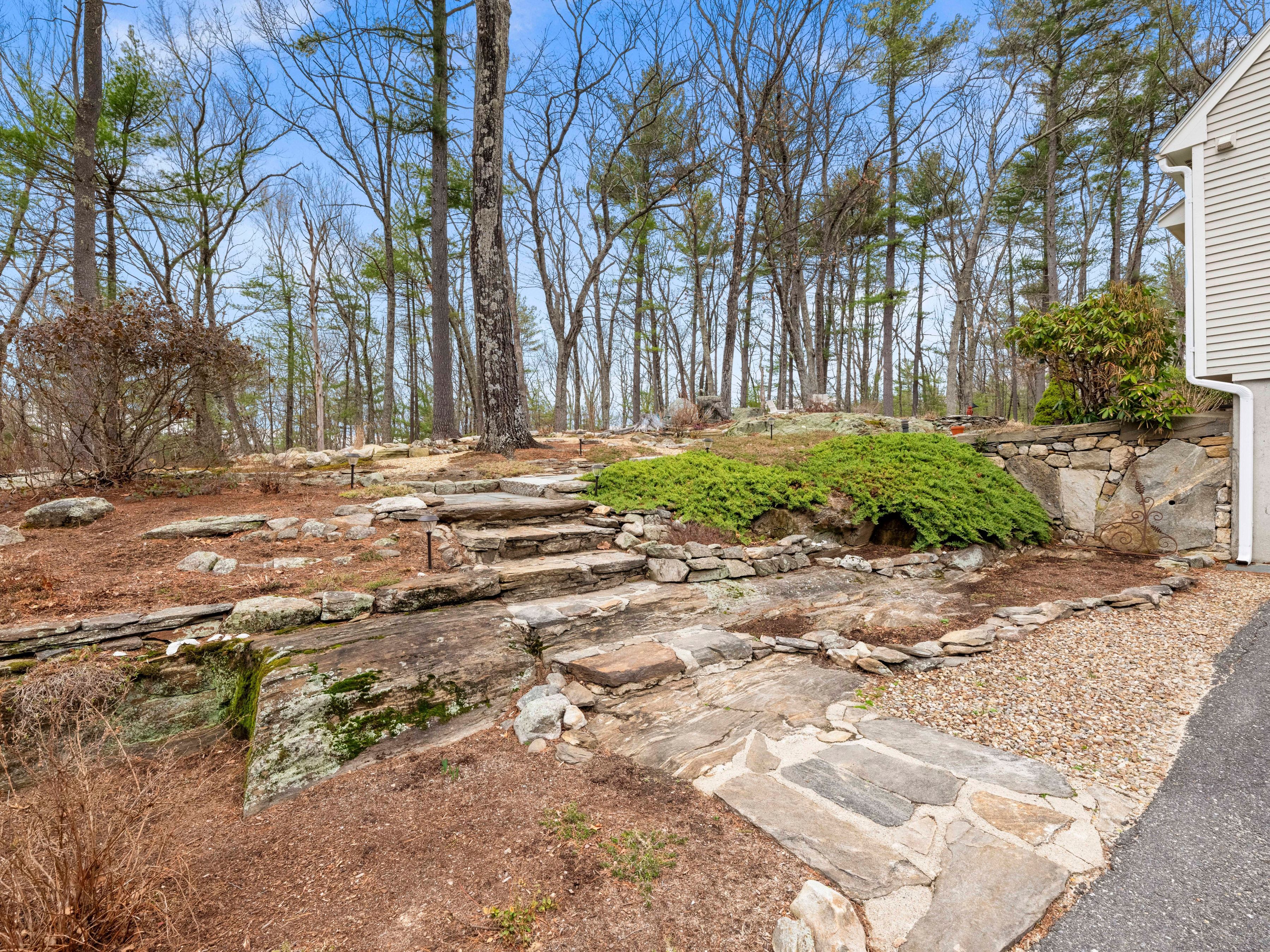  343 Sargent Road, Boxborough, MA 01719 - 物件實景