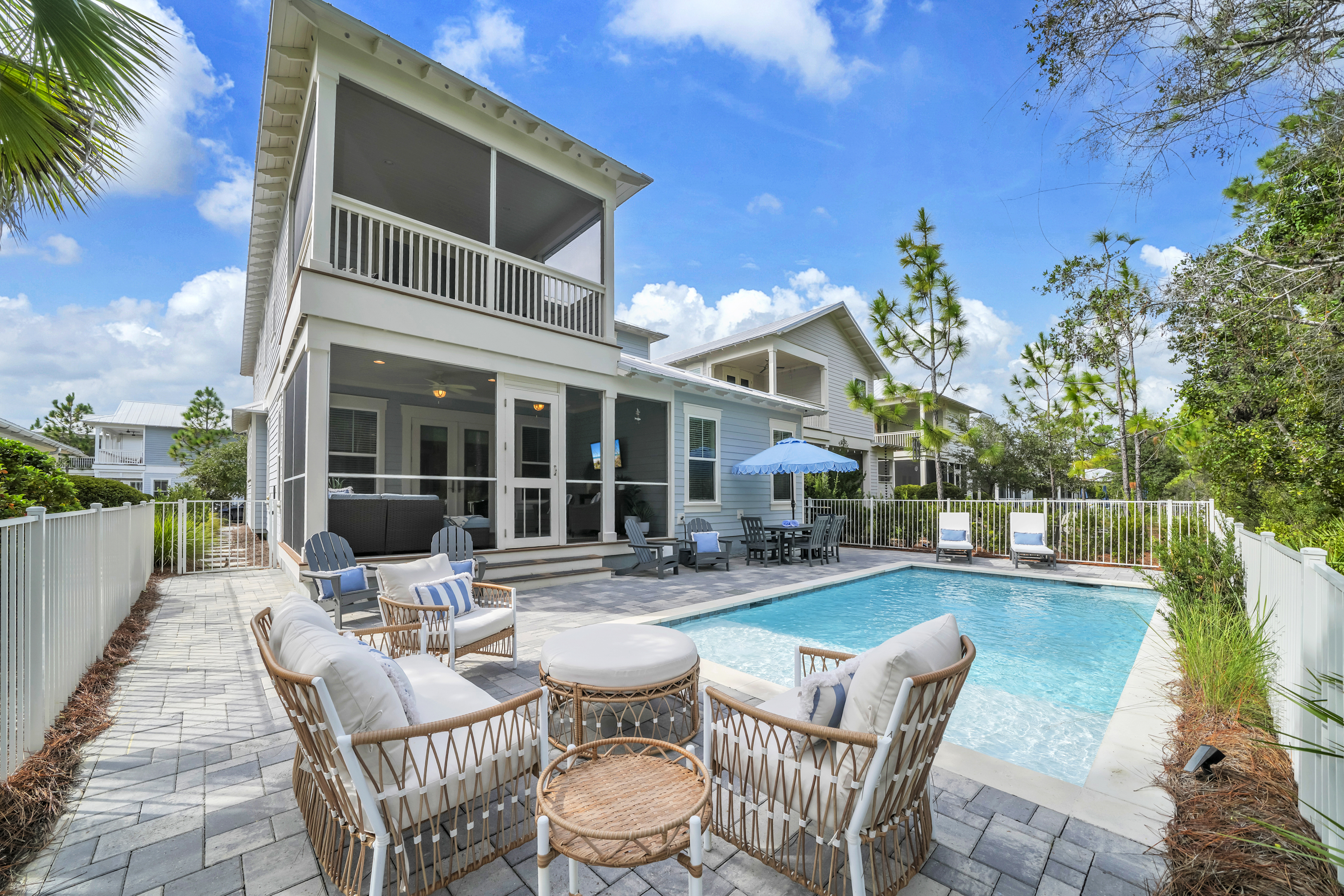  Furnished Forest-Backed Home with Private Pool & Dreamy Outdoor Spaces - 物件實景