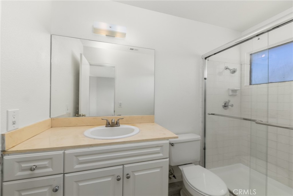 Ontario, California, 91762, United States, 4 Bedrooms Bedrooms, ,2 BathroomsBathrooms,Residential,For Sale,1930288