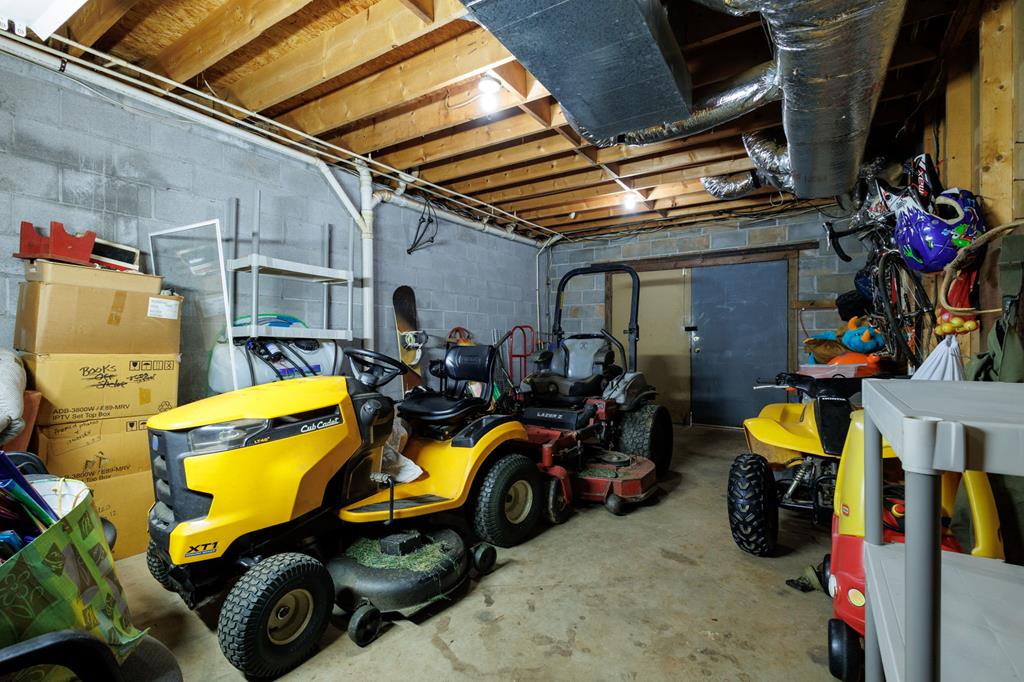 Hayesville, North Carolina, 28904, United States, 4 Bedrooms Bedrooms, ,2 BathroomsBathrooms,Residential,For Sale,1871296