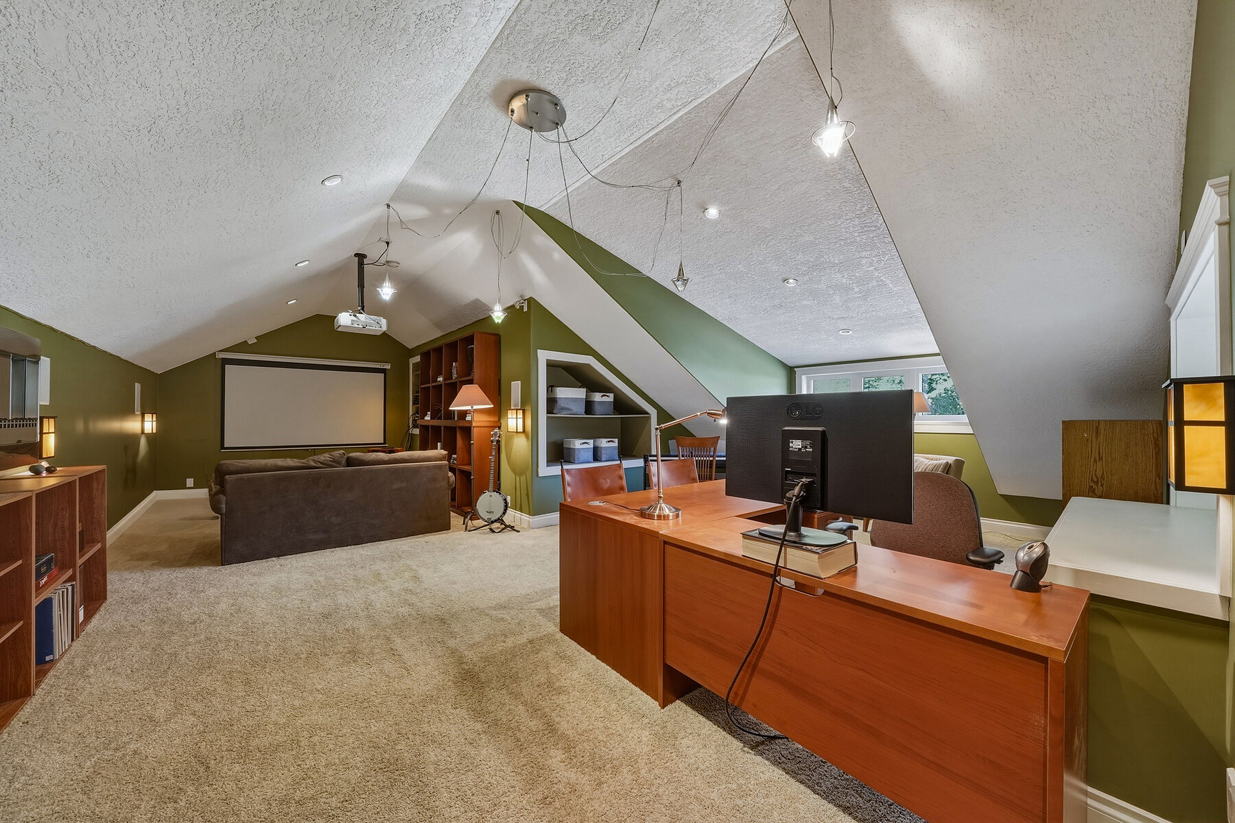  Fabulous Upscale Home - 物件實景