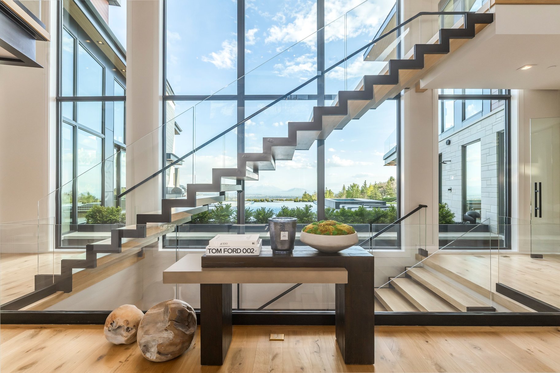  The Glass House at Three Falls - 物件實景