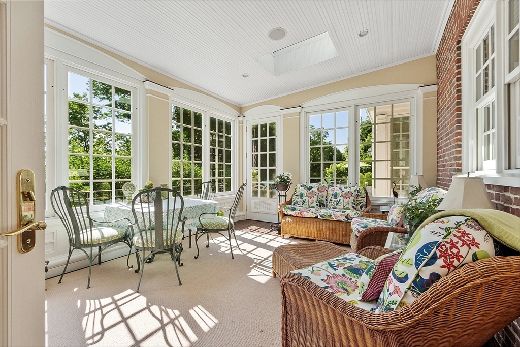 Concord, Massachusetts, 01742, United States, 5 Bedrooms Bedrooms, ,8 BathroomsBathrooms,Residential,For Sale,1932676