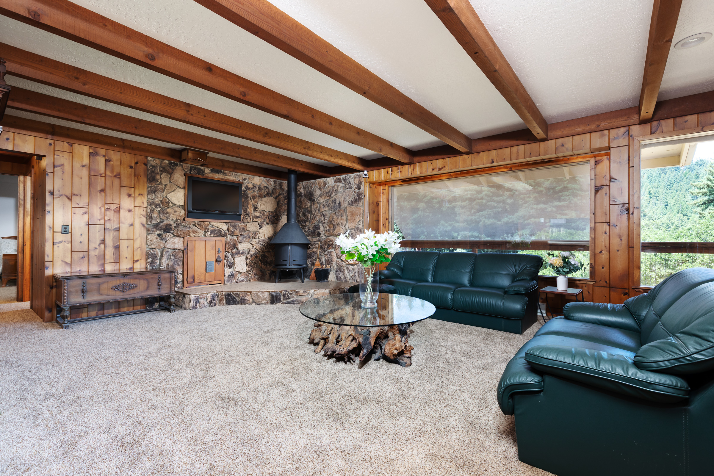 Boulder Creek, California, 95006, United States, 2 Bedrooms Bedrooms, ,3 BathroomsBathrooms,Residential,For Sale,1899975