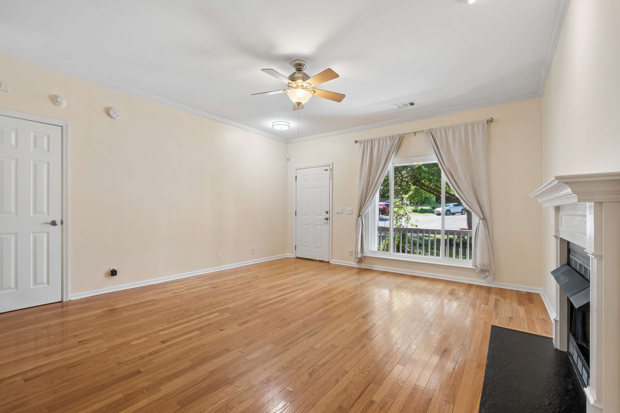  909 Buckskin Ct, Nashville, TN, 37221 - 物件實景