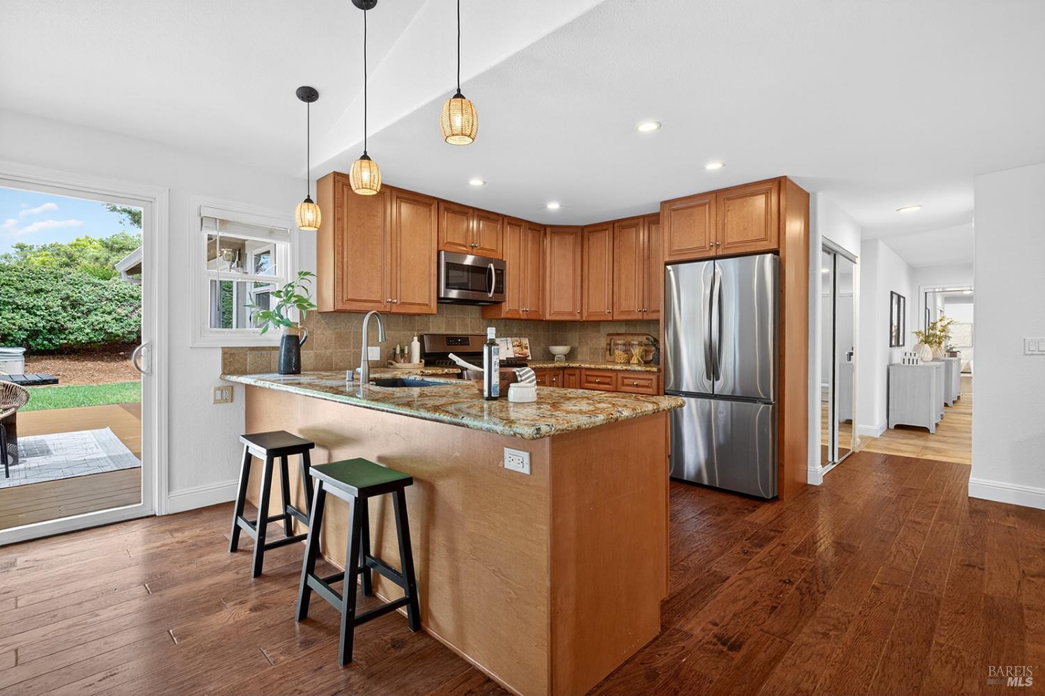 Petaluma, California, 94954, United States, 4 Bedrooms Bedrooms, ,2 BathroomsBathrooms,Residential,For Sale,2048082