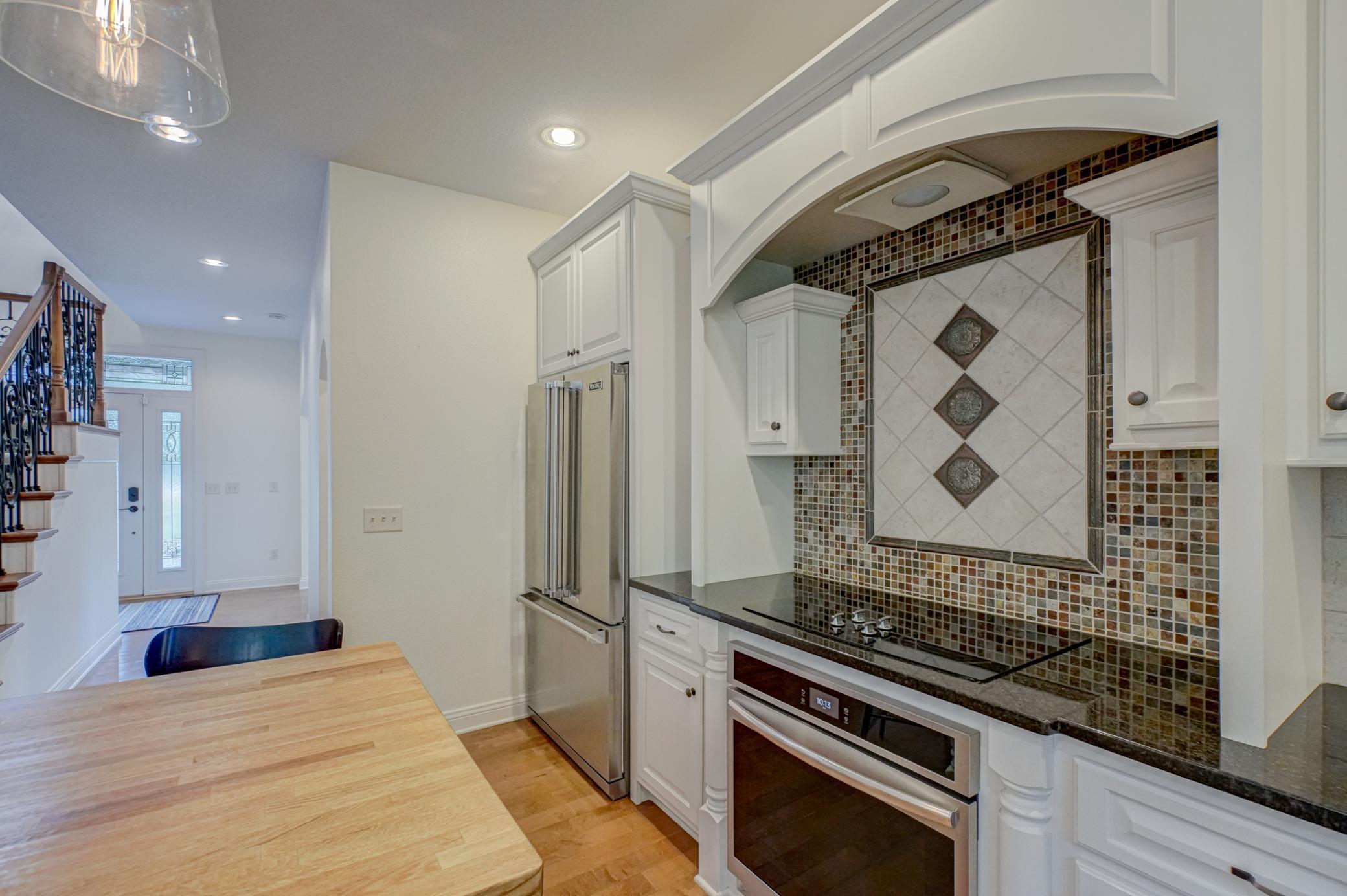 Eau Claire, Wisconsin, 54701, United States, 6 Bedrooms Bedrooms, ,2 BathroomsBathrooms,Residential,For Sale,1992855