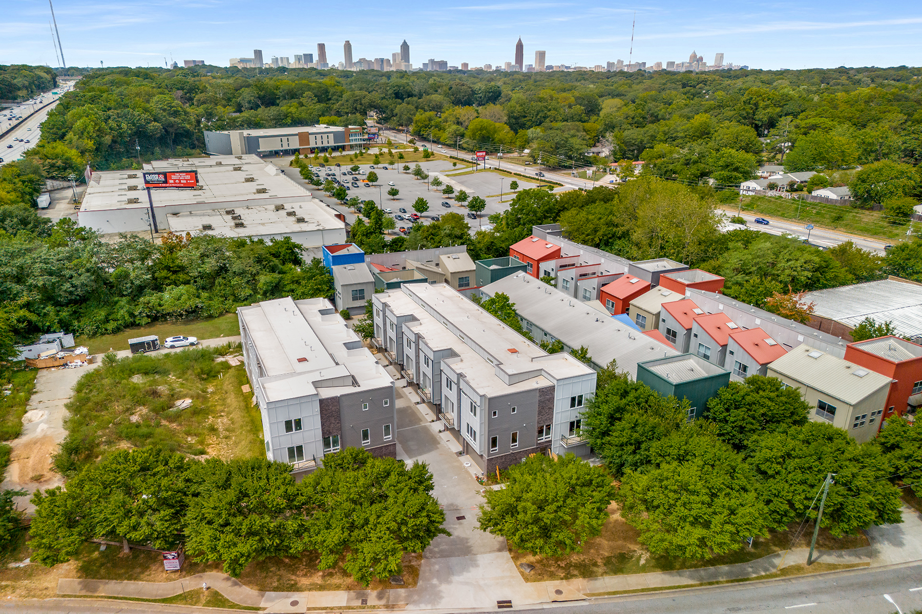  Stunning New Construction Townhomes Near Kirkwood and East Lake Village - 物件實景