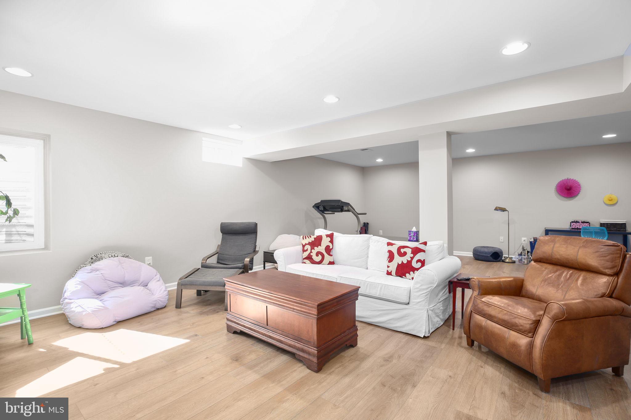 Fredericksburg, Virginia, 22401, United States, 4 Bedrooms Bedrooms, ,3 BathroomsBathrooms,Residential,For Sale,1983072