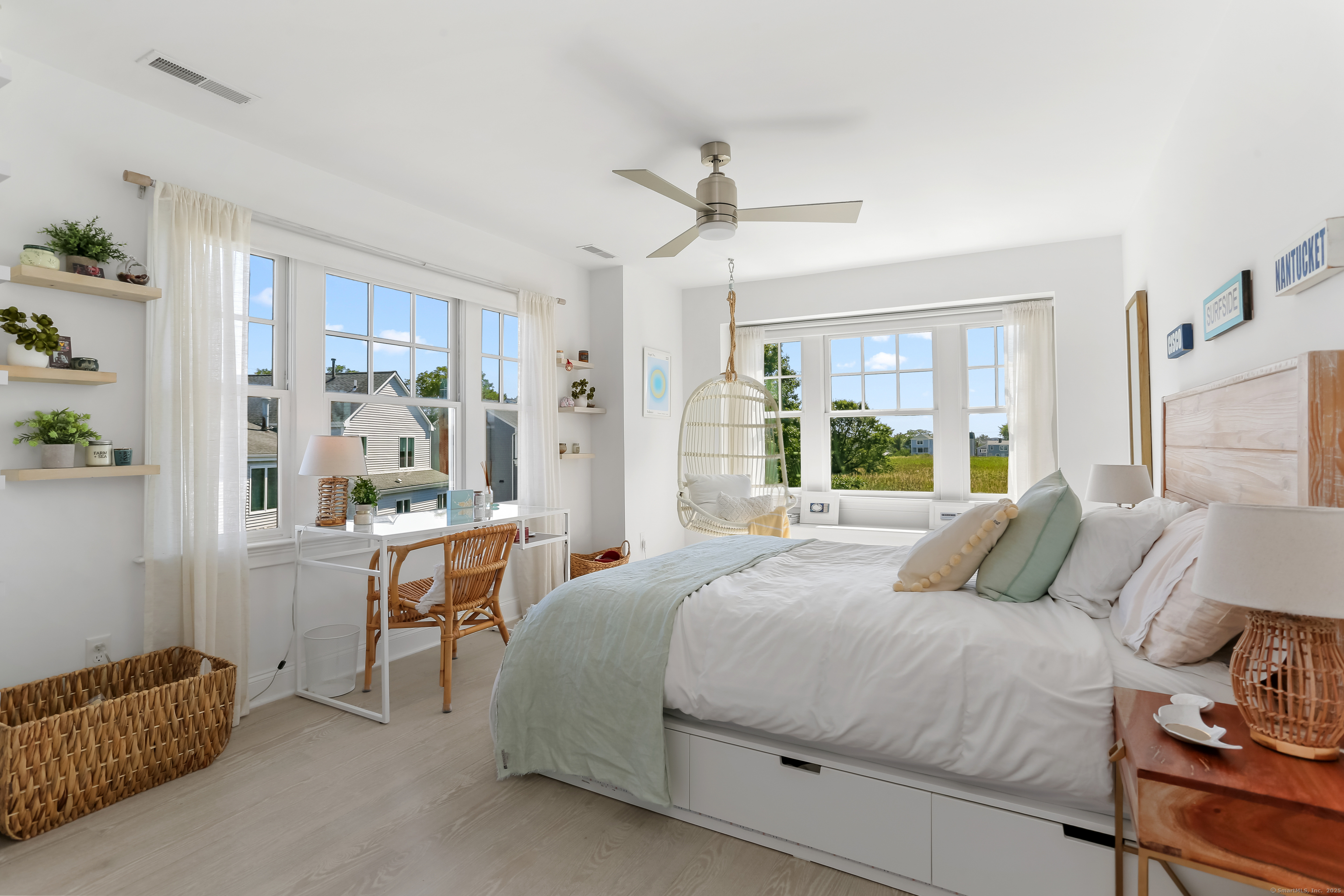 Fairfield, Connecticut, 06824, United States, 4 Bedrooms Bedrooms, ,5 BathroomsBathrooms,Residential,For Sale,1941072