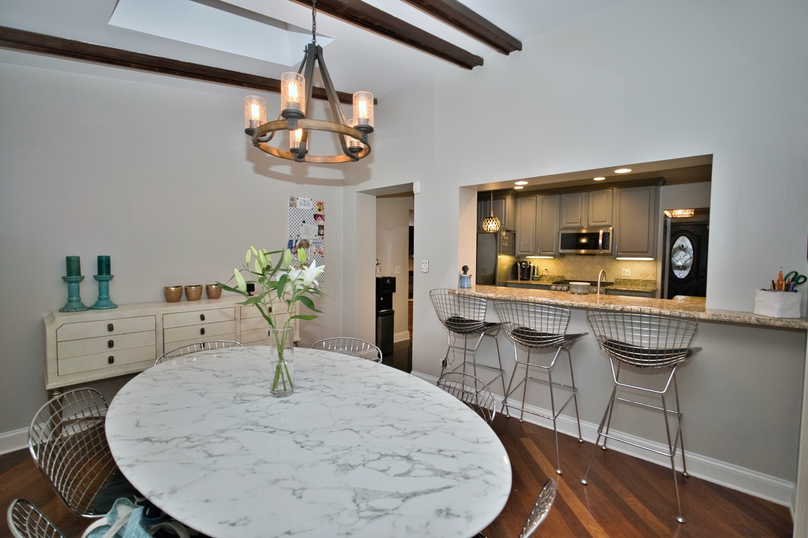 Skokie, Illinois, 60077, United States, 3 Bedrooms Bedrooms, ,4 BathroomsBathrooms,Residential,For Sale,2008583