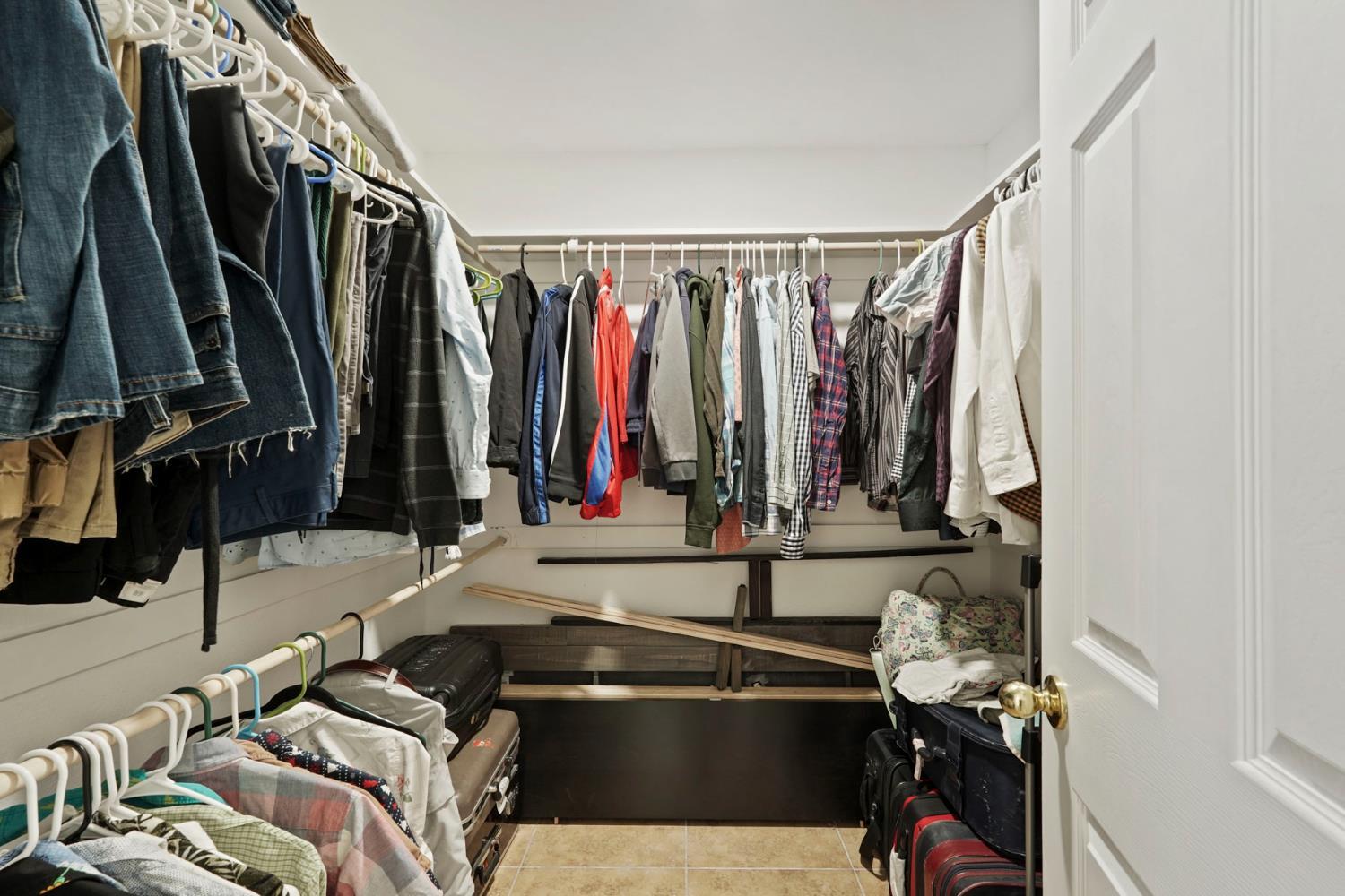 Antioch, California, 94531, United States, 6 Bedrooms Bedrooms, ,3 BathroomsBathrooms,Residential,For Sale,2005490