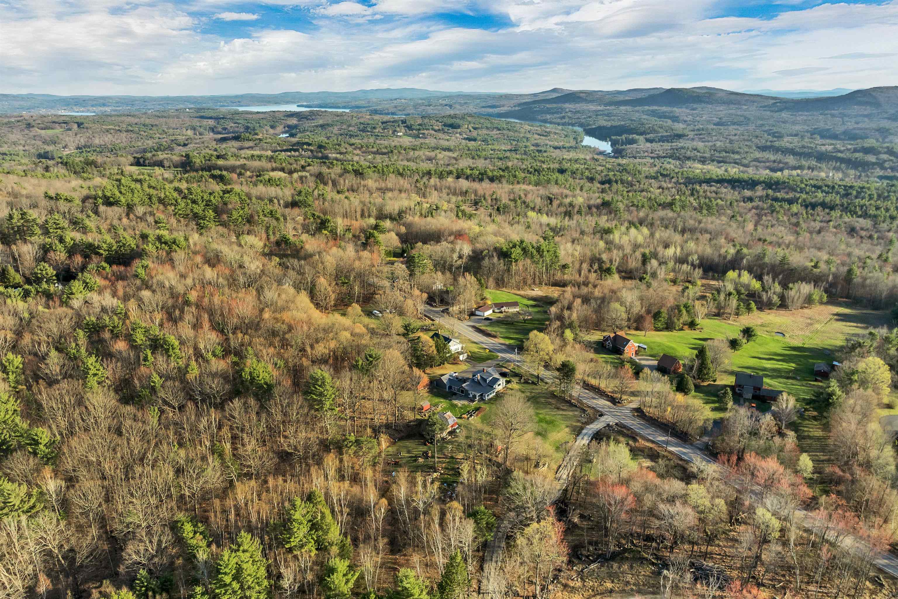 Meredith, New Hampshire, 03253, United States, 3 Bedrooms Bedrooms, ,2 BathroomsBathrooms,Residential,For Sale,1793827