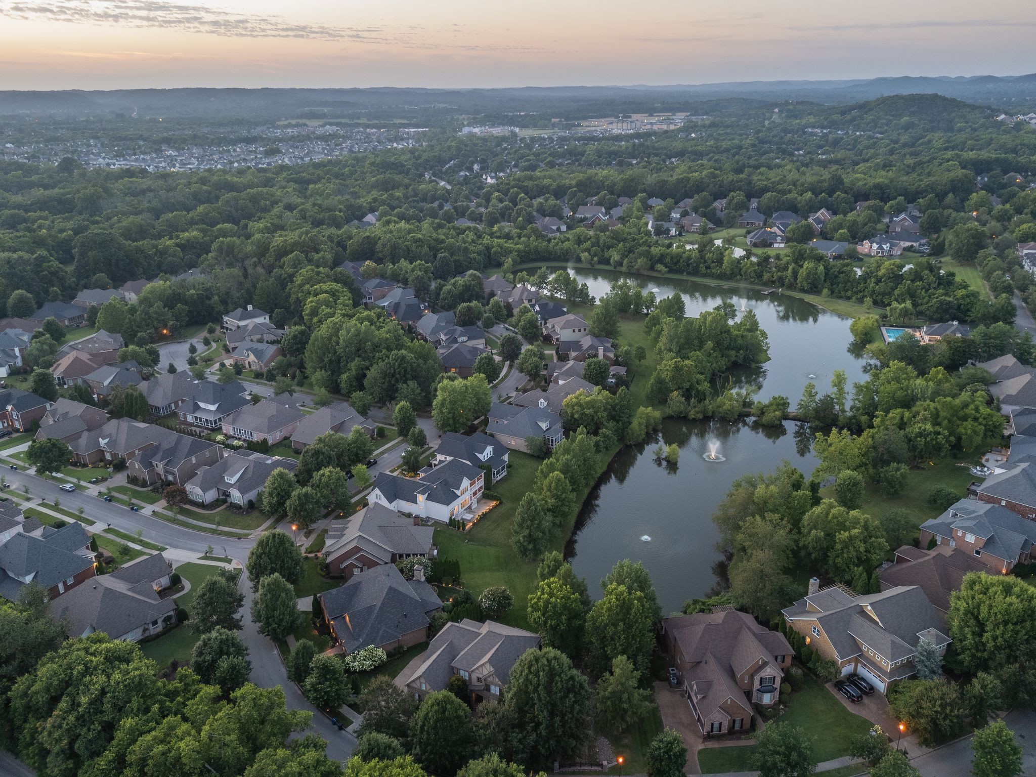  701 Springlake Dr, Franklin, TN, 37064 - 物件實景
