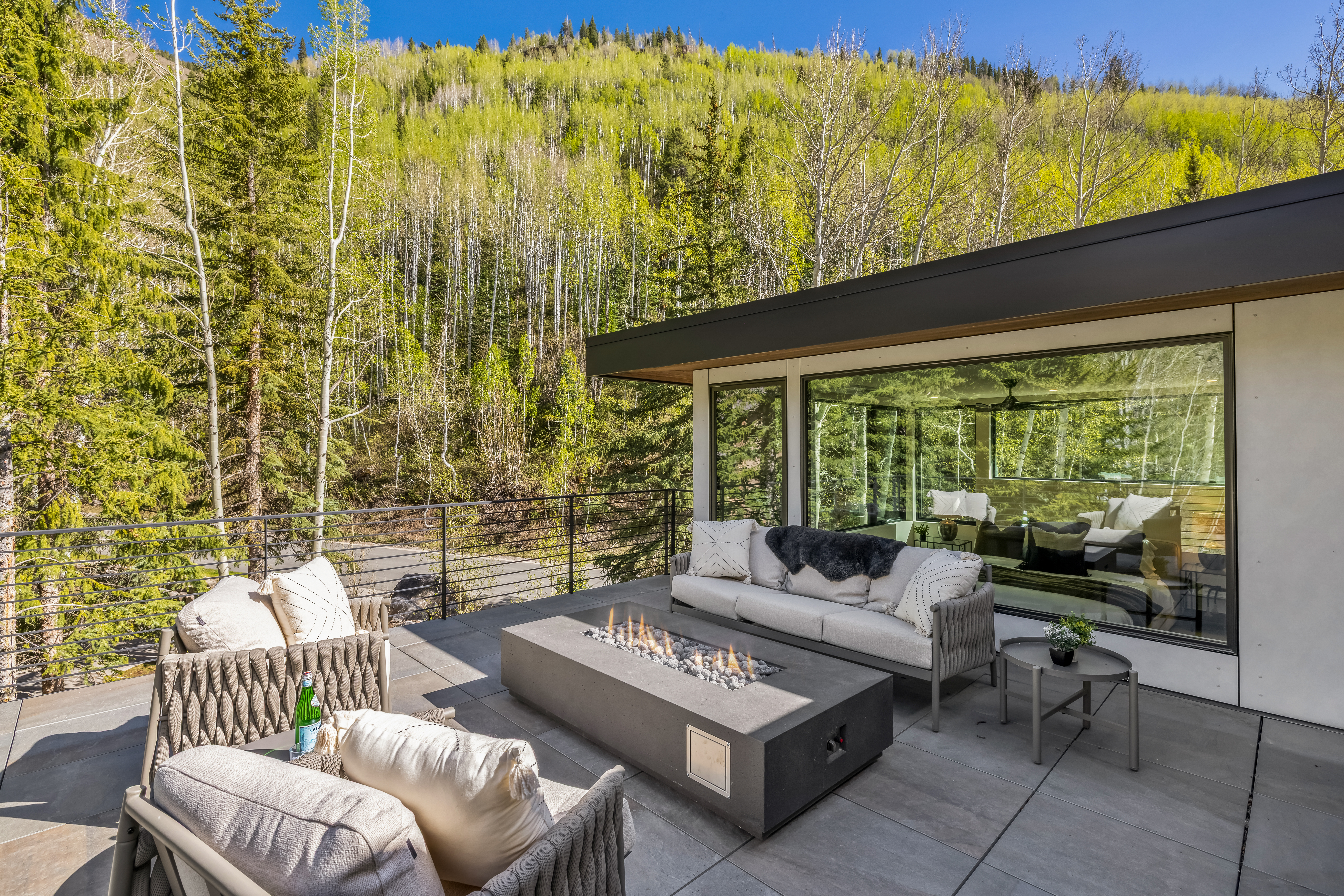  Newly Constructed Mountain Contemporary on Vail Golf Course - 物件實景