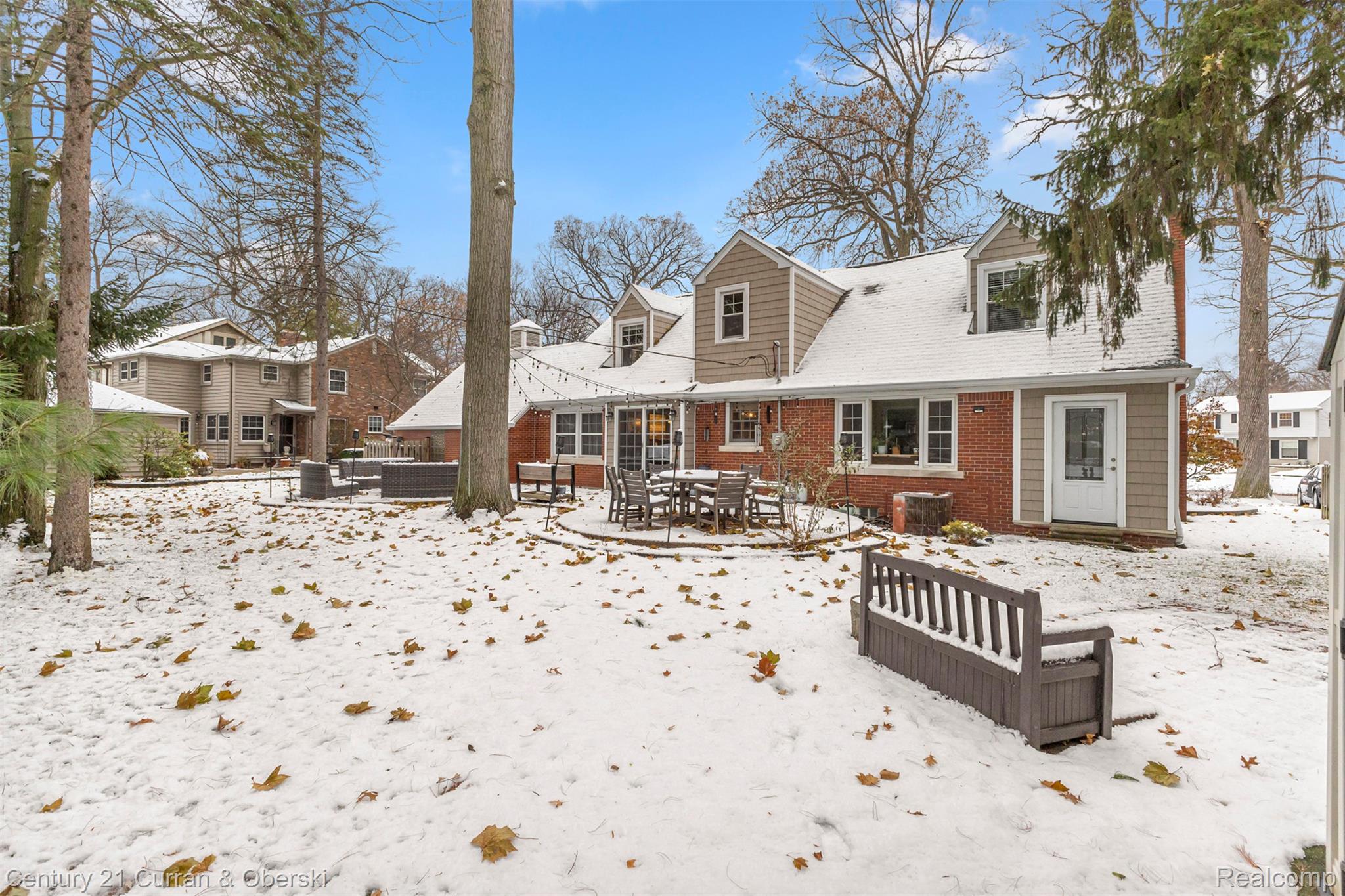 Dearborn, Michigan, 48124, United States, 4 Bedrooms Bedrooms, ,3 BathroomsBathrooms,Residential,For Sale,2000052