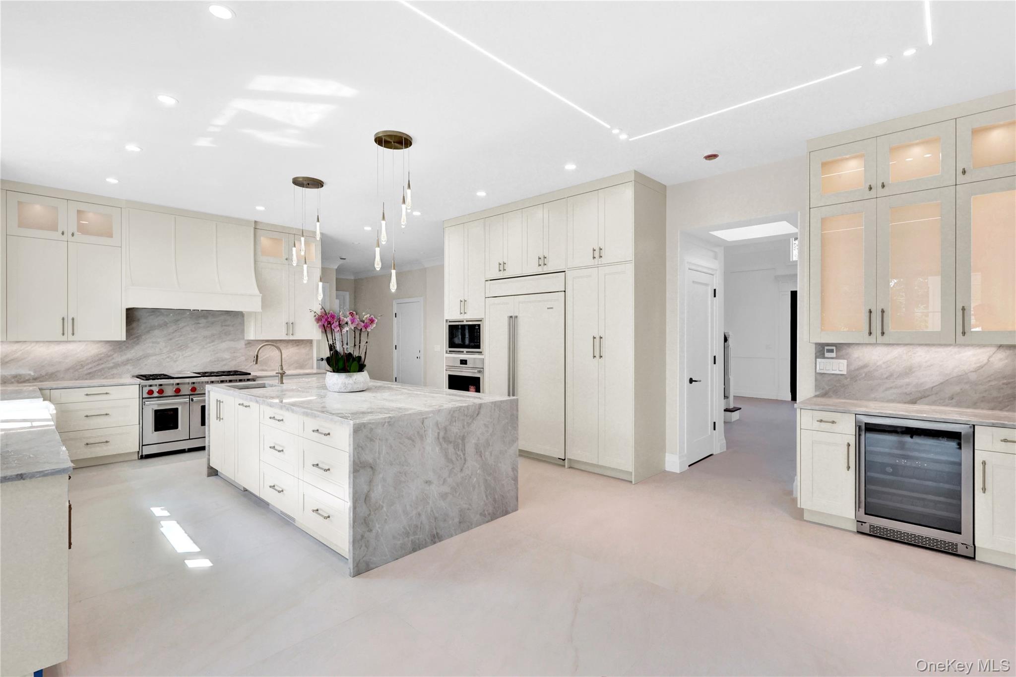  25 Hemlock Lane, Roslyn Heights, NY, 11577 - 物件實景