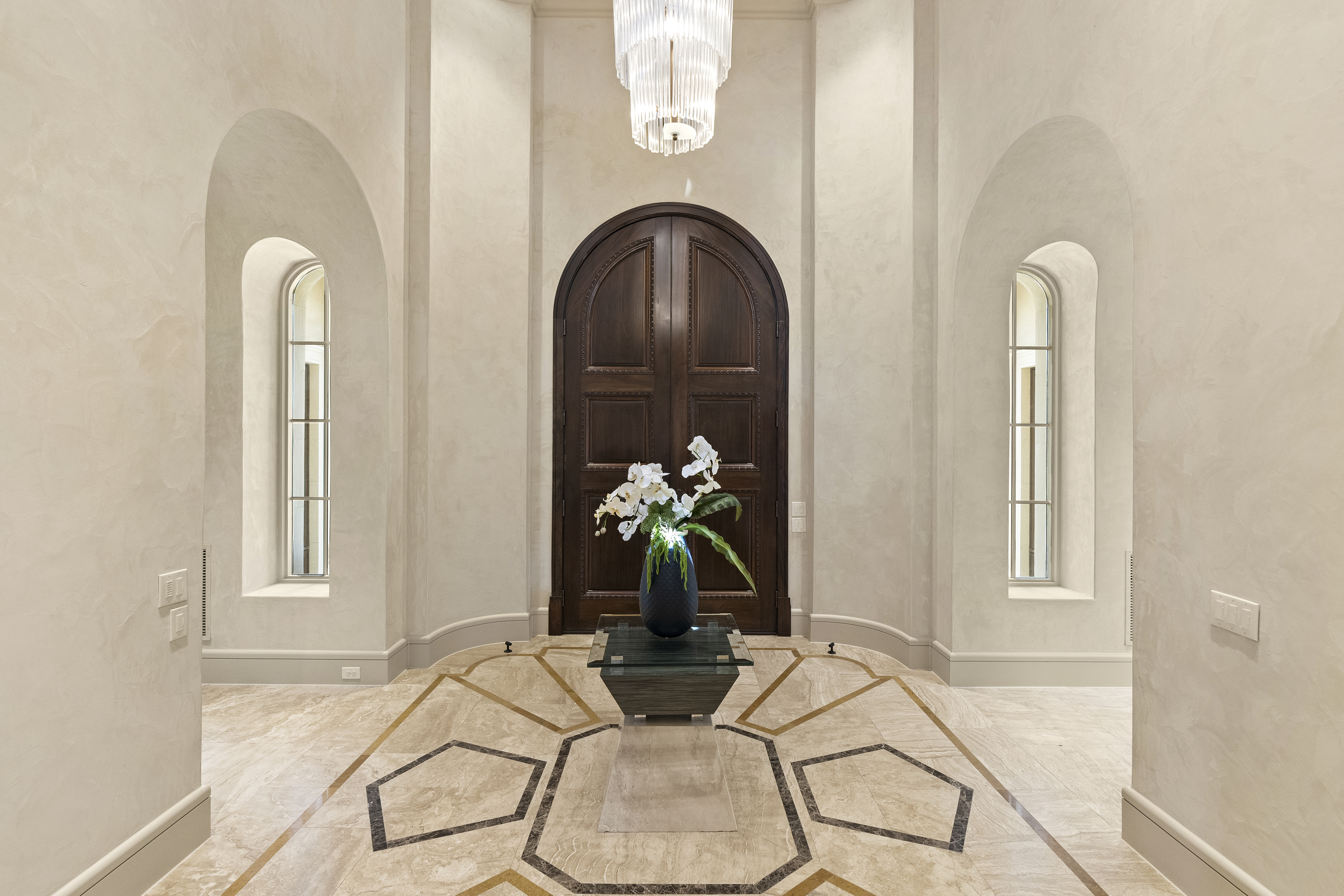  Mediterranean Style Estate in The Dominion - 物件實景