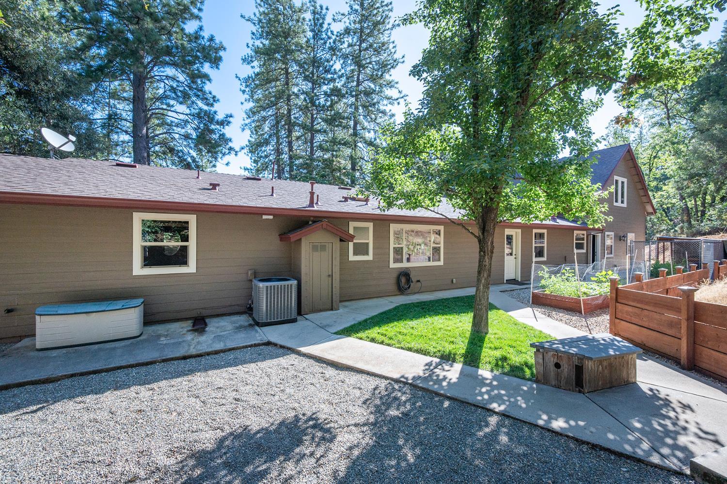 Placerville, California, 95667, United States, 3 Bedrooms Bedrooms, ,3 BathroomsBathrooms,Residential,For Sale,1937817