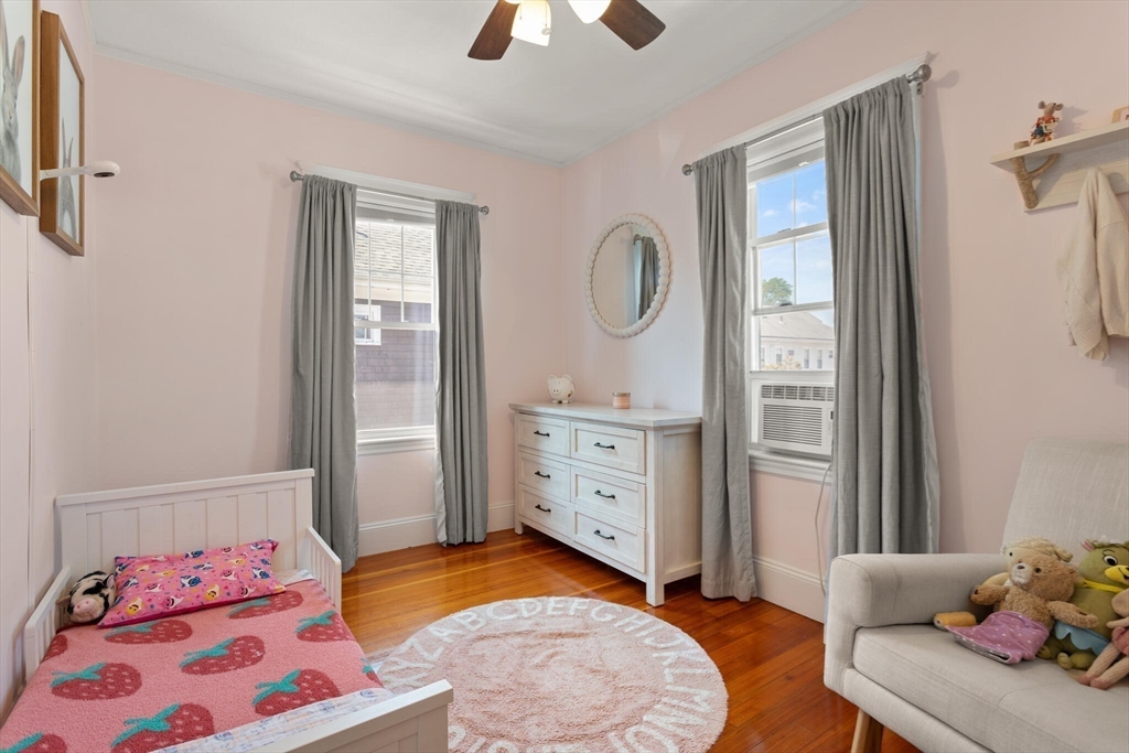 Medford, Massachusetts, 02155, United States, 4 Bedrooms Bedrooms, ,2 BathroomsBathrooms,Residential,For Sale,1904256