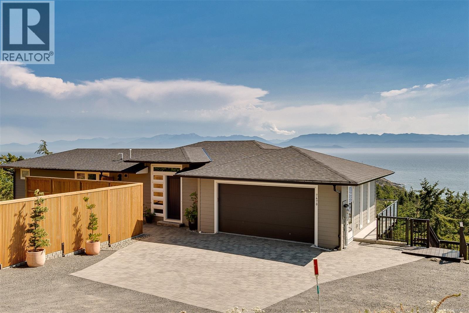 SOOKE, British Columbia, V9Z 1L8, CA, 5 Bedrooms Bedrooms, ,5 BathroomsBathrooms,Residential,For Sale,1883738