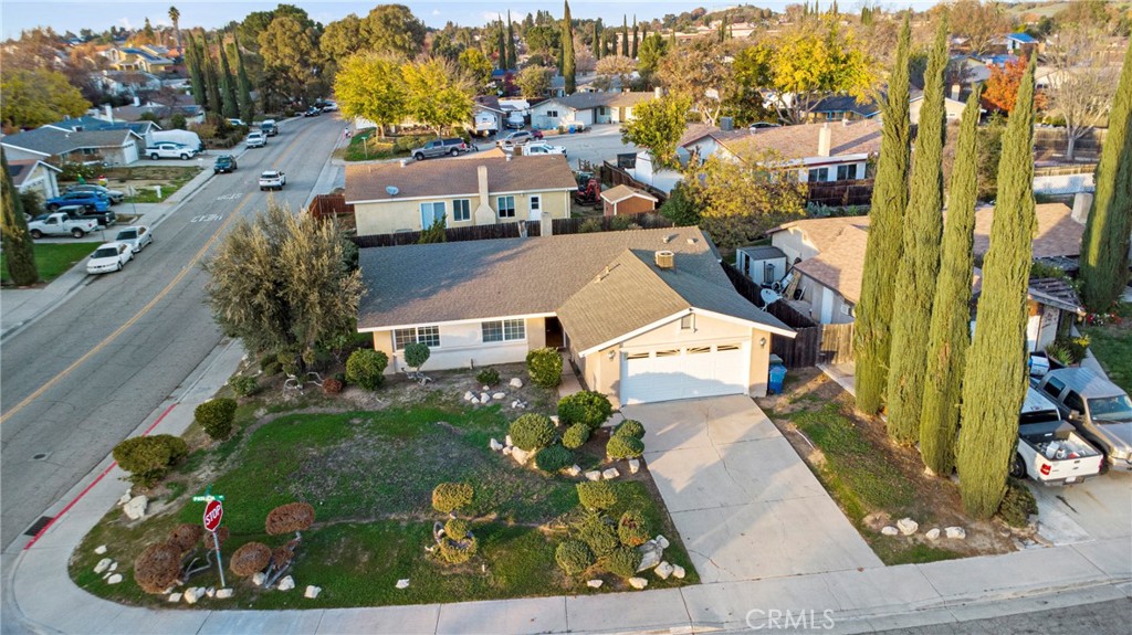 Paso Robles, California, 93446, United States, 3 Bedrooms Bedrooms, ,2 BathroomsBathrooms,Residential,For Sale,2006182