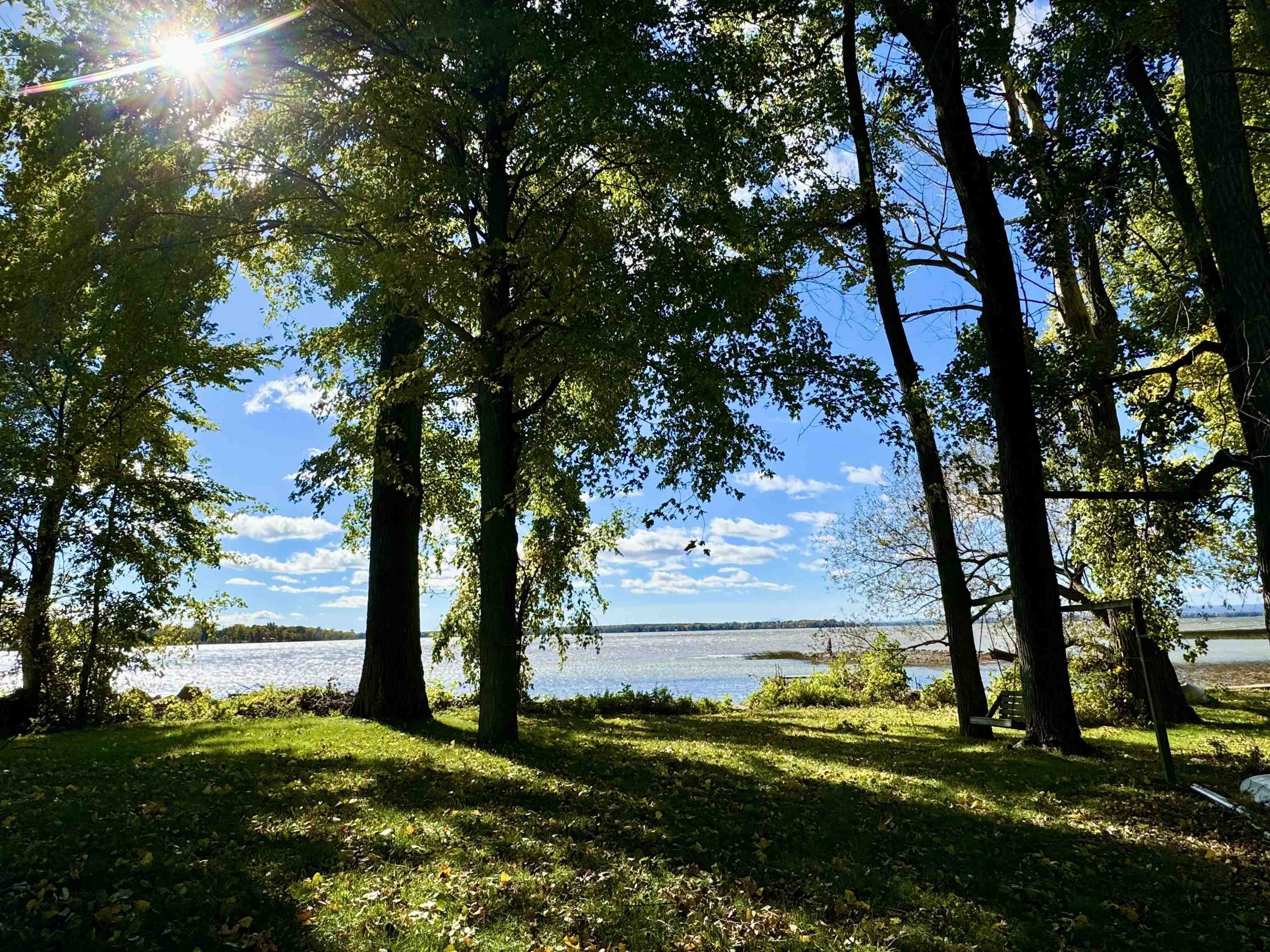 Alburgh, Vermont, 05440, United States, 3 Bedrooms Bedrooms, ,2 BathroomsBathrooms,Residential,For Sale,1981784