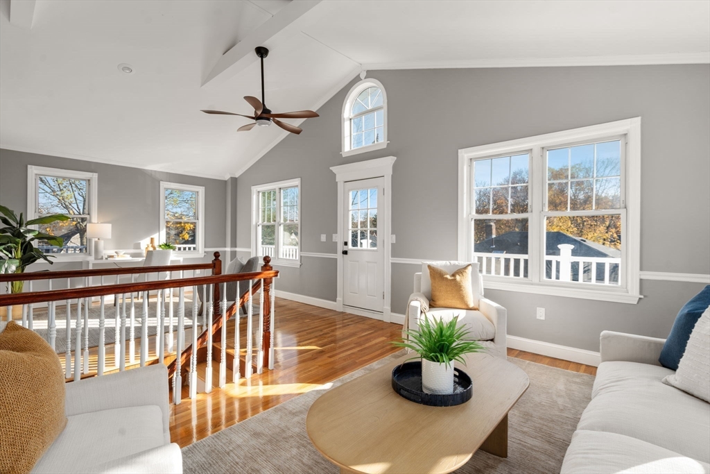 Newton, Massachusetts, 02460, United States, 4 Bedrooms Bedrooms, ,5 BathroomsBathrooms,Residential,For Sale,1992960