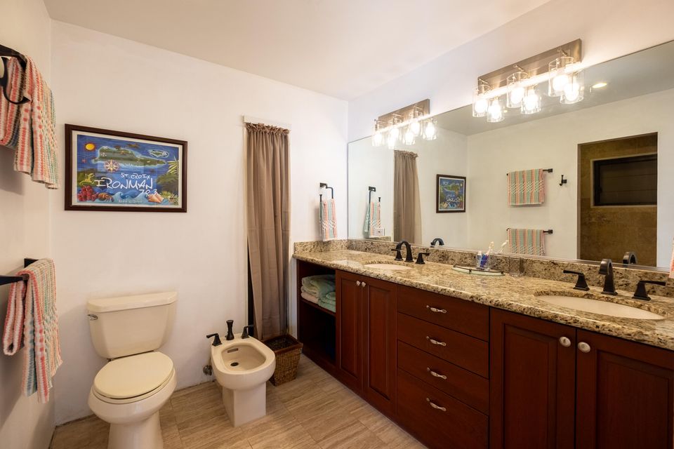 St. Croix, Virgin Islands, 00820, VI, 3 Bedrooms Bedrooms, ,4 BathroomsBathrooms,Residential,For Sale,1997409