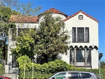 Los Angeles, California, 90004, United States, 8 Bedrooms Bedrooms, ,Residential,For Sale,1977695
