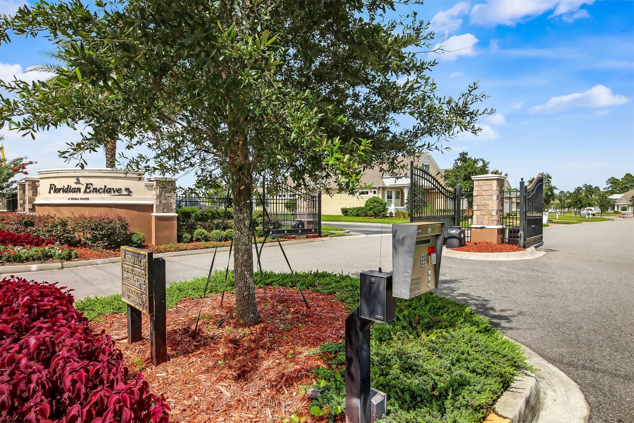 Fernandina Beach, Florida, 32034, United States, 3 Bedrooms Bedrooms, ,2 BathroomsBathrooms,Residential,For Sale,2049316