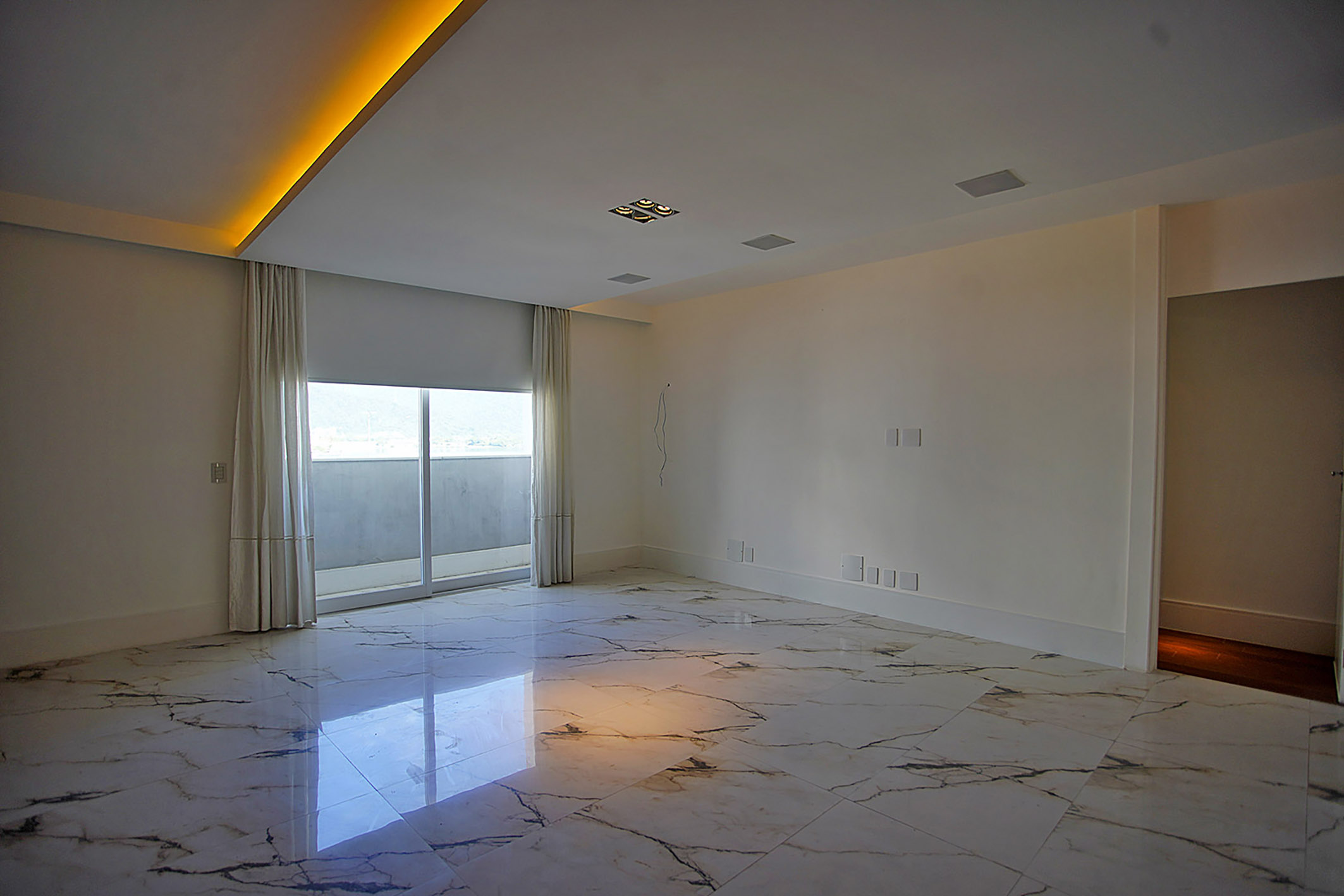  Renovated penthouse in Lagoa with views and private leisure area - 物件實景