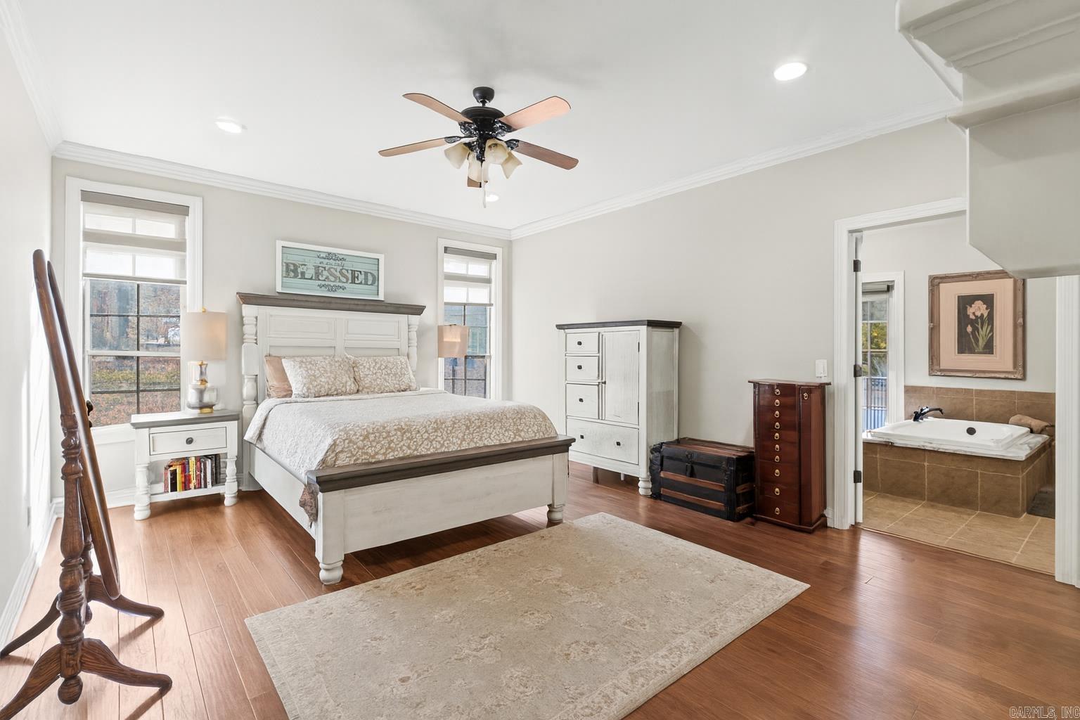 Benton, Arkansas, 72019, United States, 5 Bedrooms Bedrooms, ,5 BathroomsBathrooms,Residential,For Sale,1994401