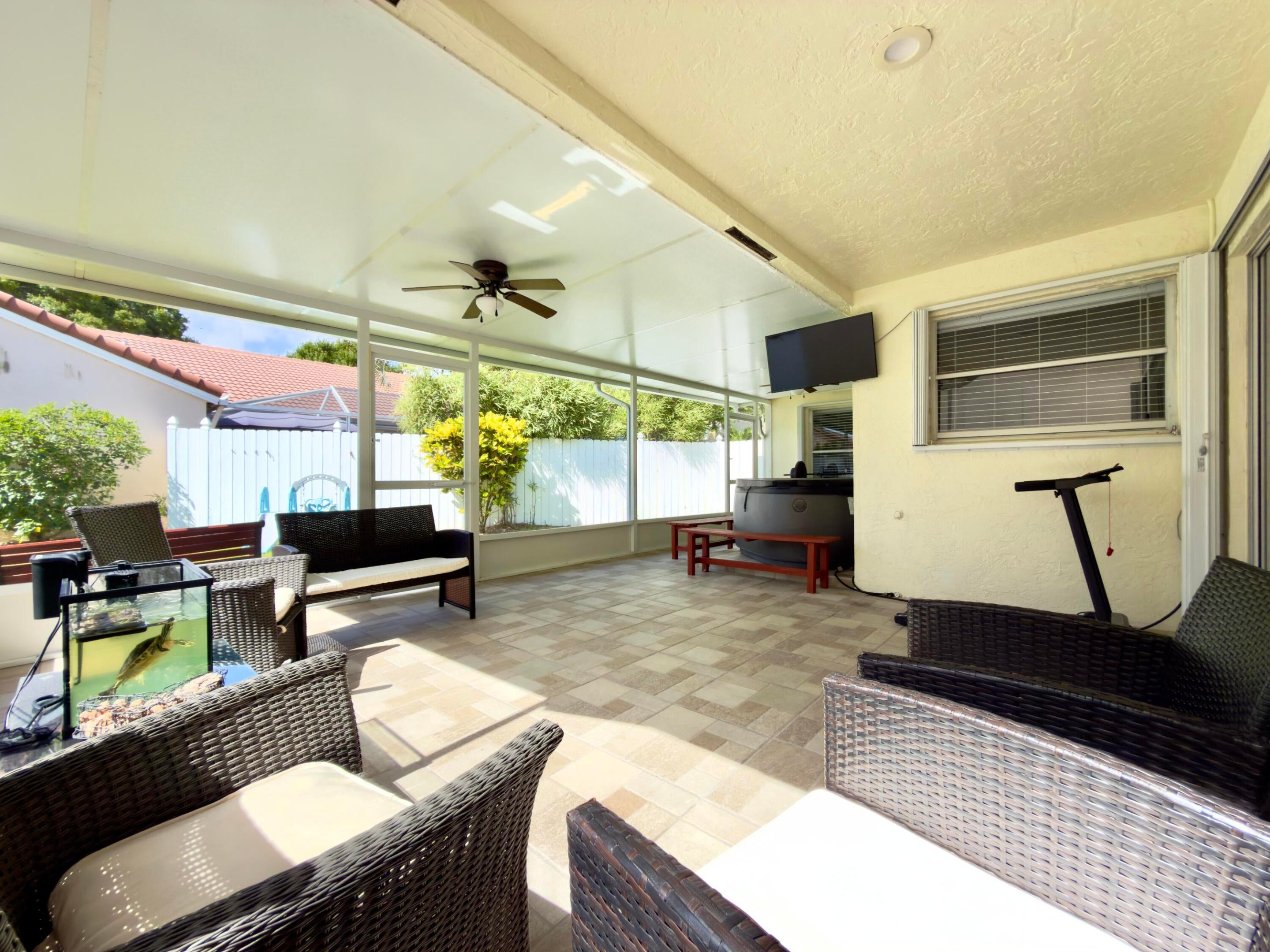 Palm Beach Gardens, Florida, 33410, United States, 3 Bedrooms Bedrooms, ,2 BathroomsBathrooms,Residential,For Sale,2048239