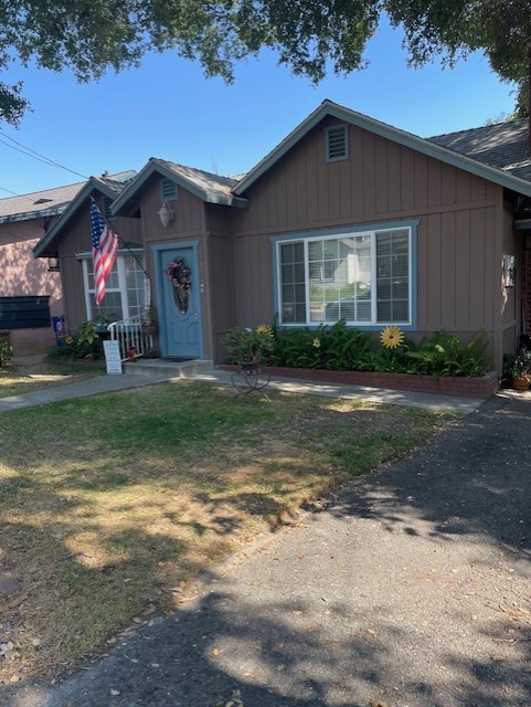 Duarte, California, 91010, United States, 2 Bedrooms Bedrooms, ,2 BathroomsBathrooms,Residential,For Sale,1923522