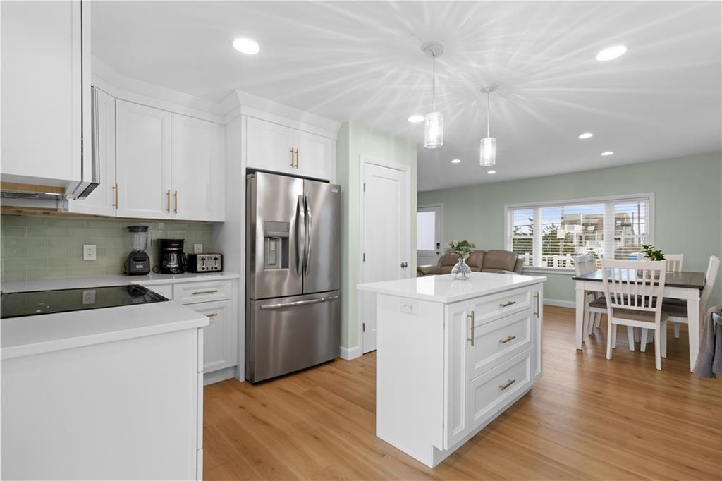 Westerly, Rhode Island, 02891, United States, 3 Bedrooms Bedrooms, ,3 BathroomsBathrooms,Residential,For Sale,2048219