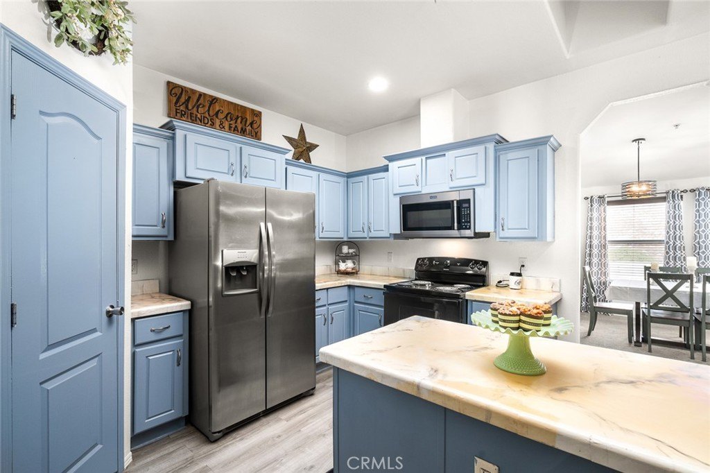 Hemet, California, 92545, United States, 6 Bedrooms Bedrooms, ,3 BathroomsBathrooms,Residential,For Sale,1937118