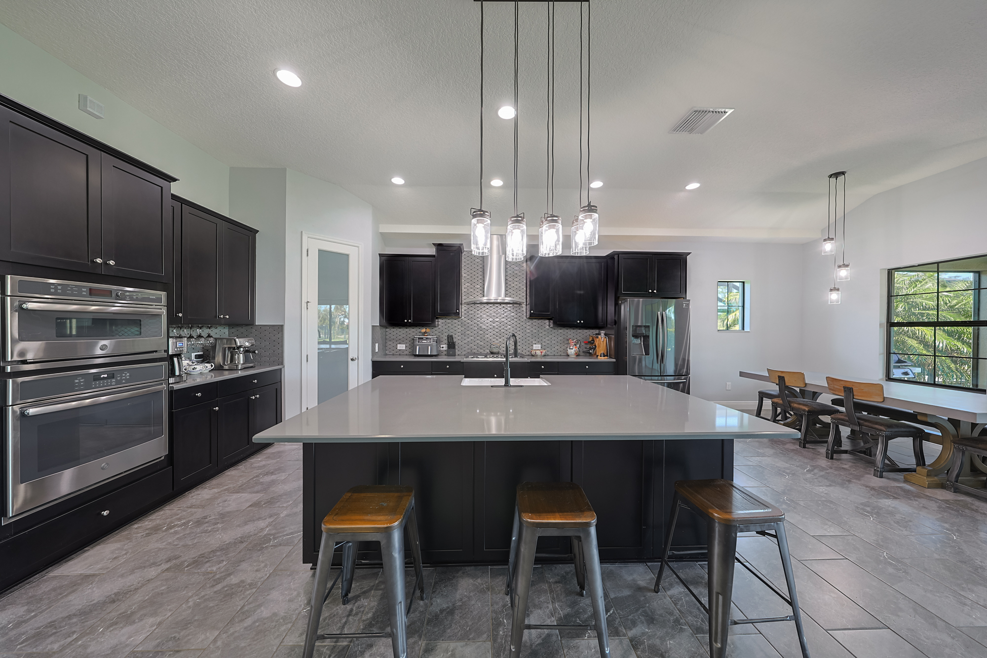 Apollo Beach, Florida, 33572, United States, 4 Bedrooms Bedrooms, ,3 BathroomsBathrooms,Residential,For Sale,1990222