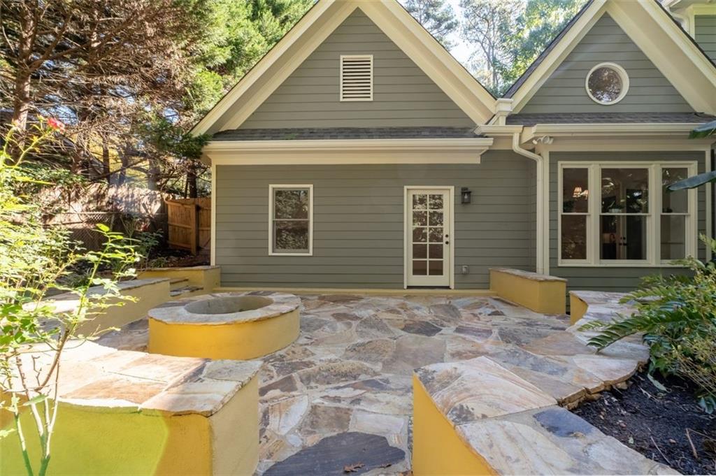 Decatur, Georgia, 30033, United States, 4 Bedrooms Bedrooms, ,4 BathroomsBathrooms,Residential,For Sale,1989134