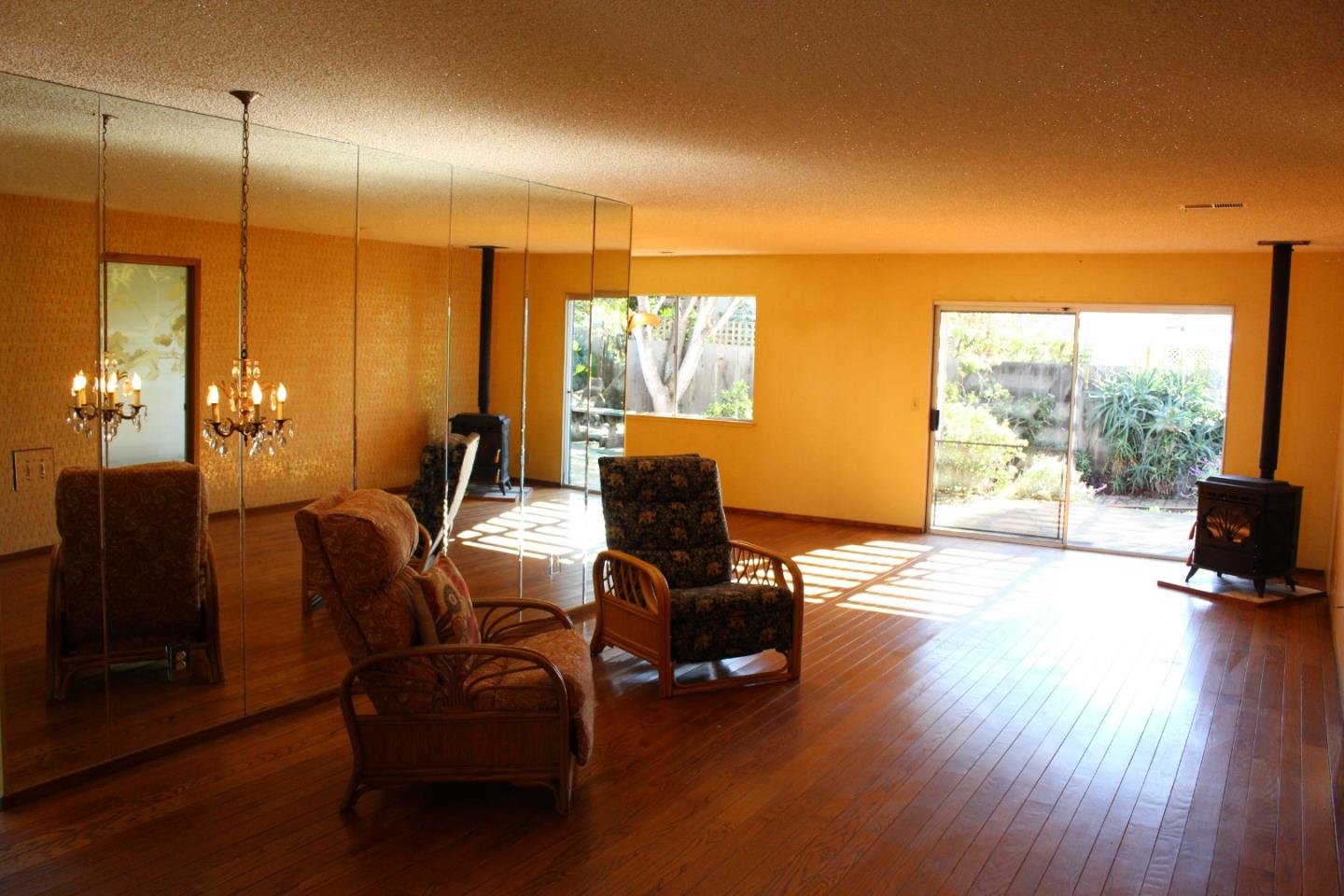 Watsonville, California, 95076, United States, 2 Bedrooms Bedrooms, ,2 BathroomsBathrooms,Residential,For Sale,1996934