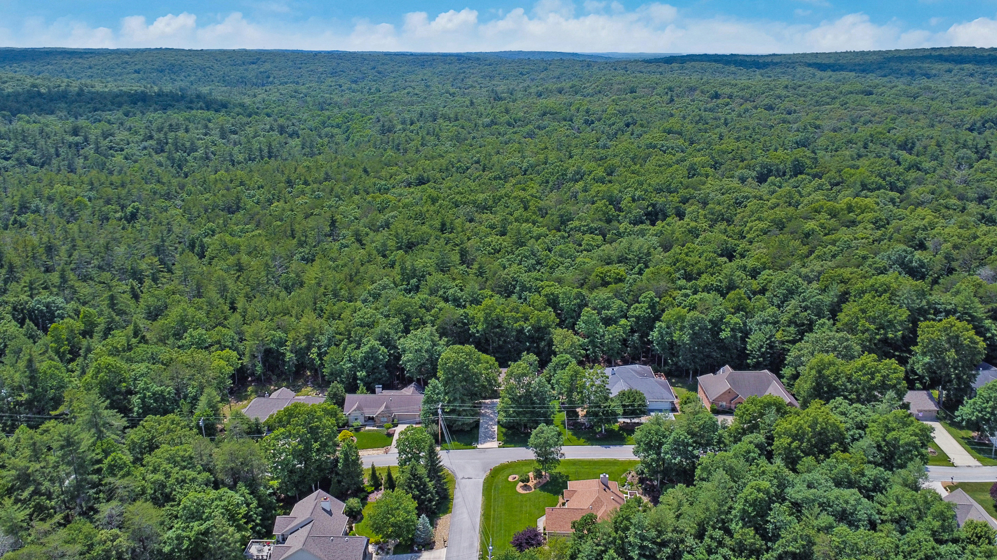 Crossville, Tennessee, 38558, United States, 3 Bedrooms Bedrooms, ,2 BathroomsBathrooms,Residential,For Sale,1975656