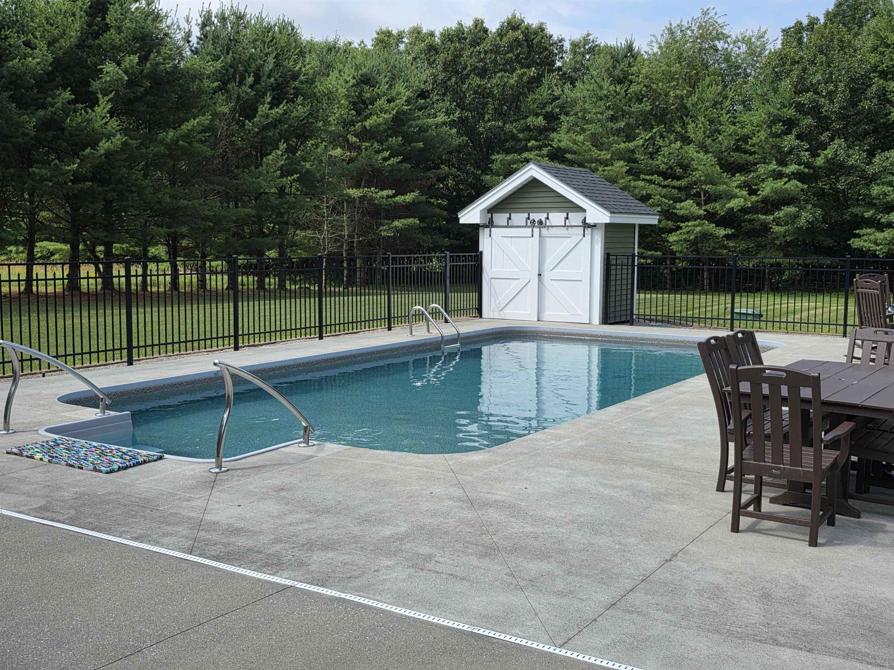 Colchester, Vermont, 05446, United States, 4 Bedrooms Bedrooms, ,3 BathroomsBathrooms,Residential,For Sale,1895144