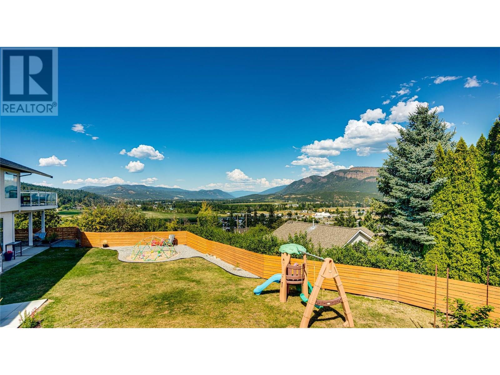 ENDERBY, British Columbia, V4Y 4B8, CA, 4 Bedrooms Bedrooms, ,3 BathroomsBathrooms,Residential,For Sale,1906459
