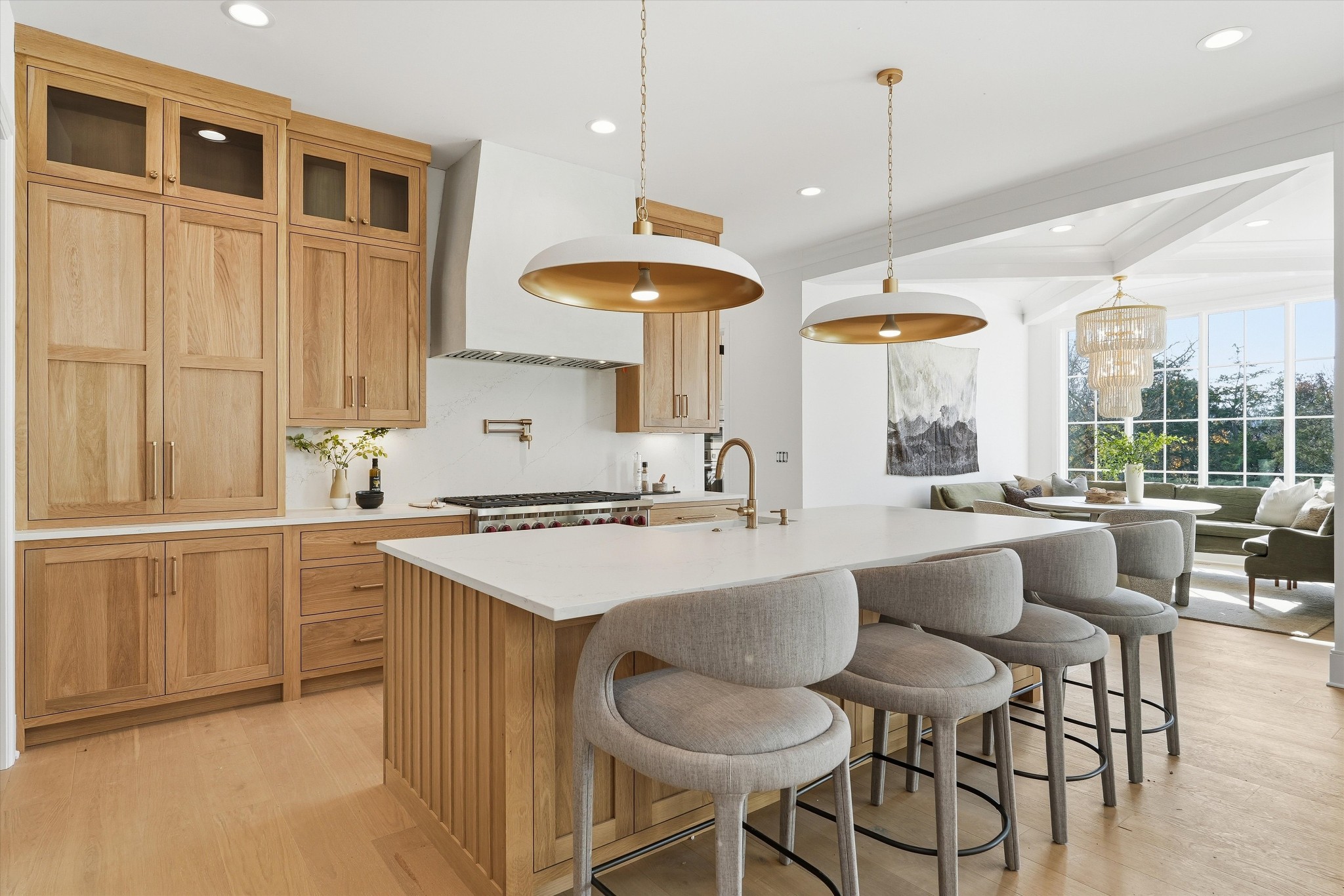 Nashville, Tennessee, 37205, United States, 5 Bedrooms Bedrooms, ,7 BathroomsBathrooms,Residential,For Sale,1990472