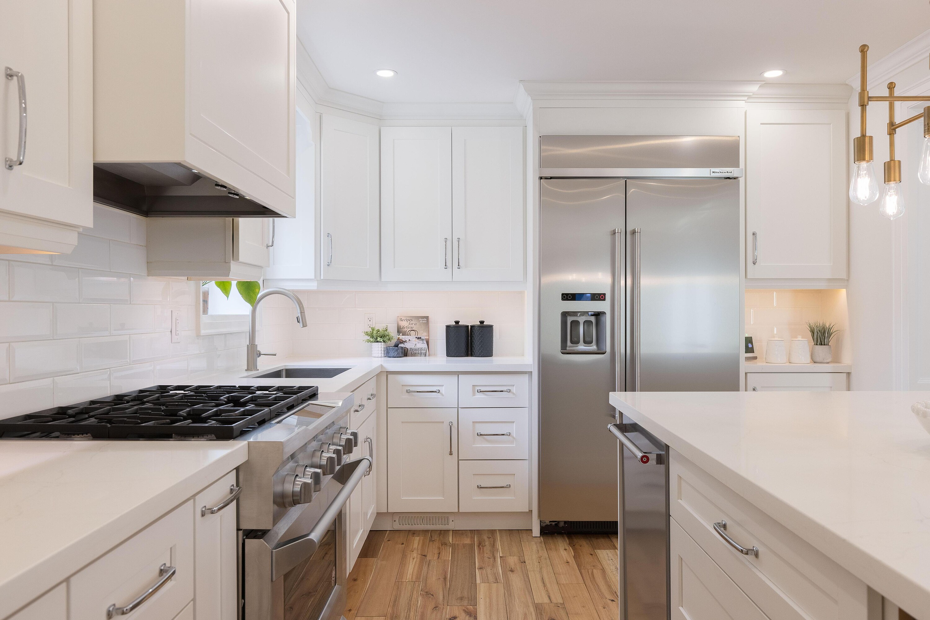  Beautifully Renovated Home - 物件實景