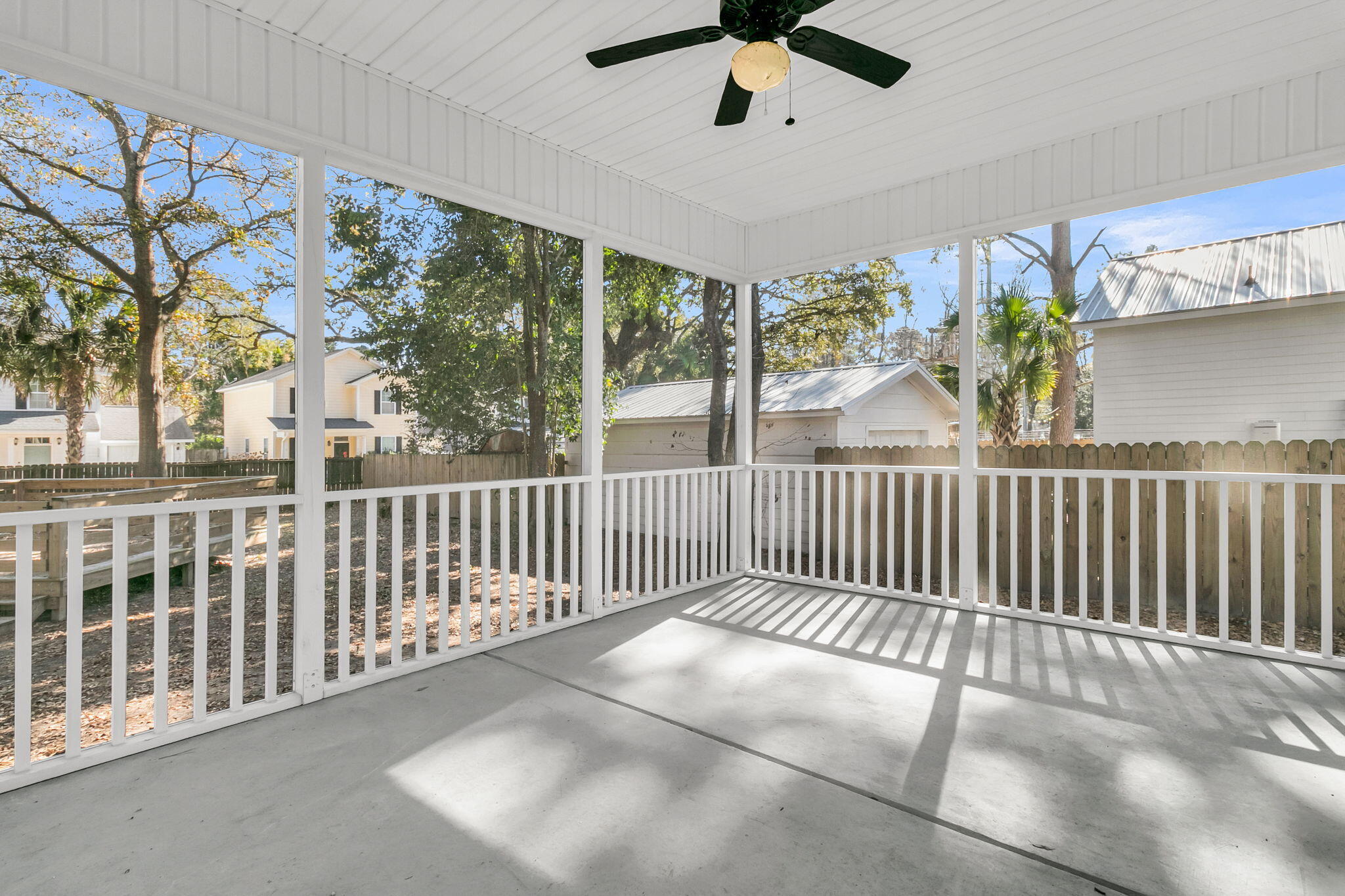 Charleston, South Carolina, 29407, United States, 3 Bedrooms Bedrooms, ,2 BathroomsBathrooms,Residential,For Sale,2005181