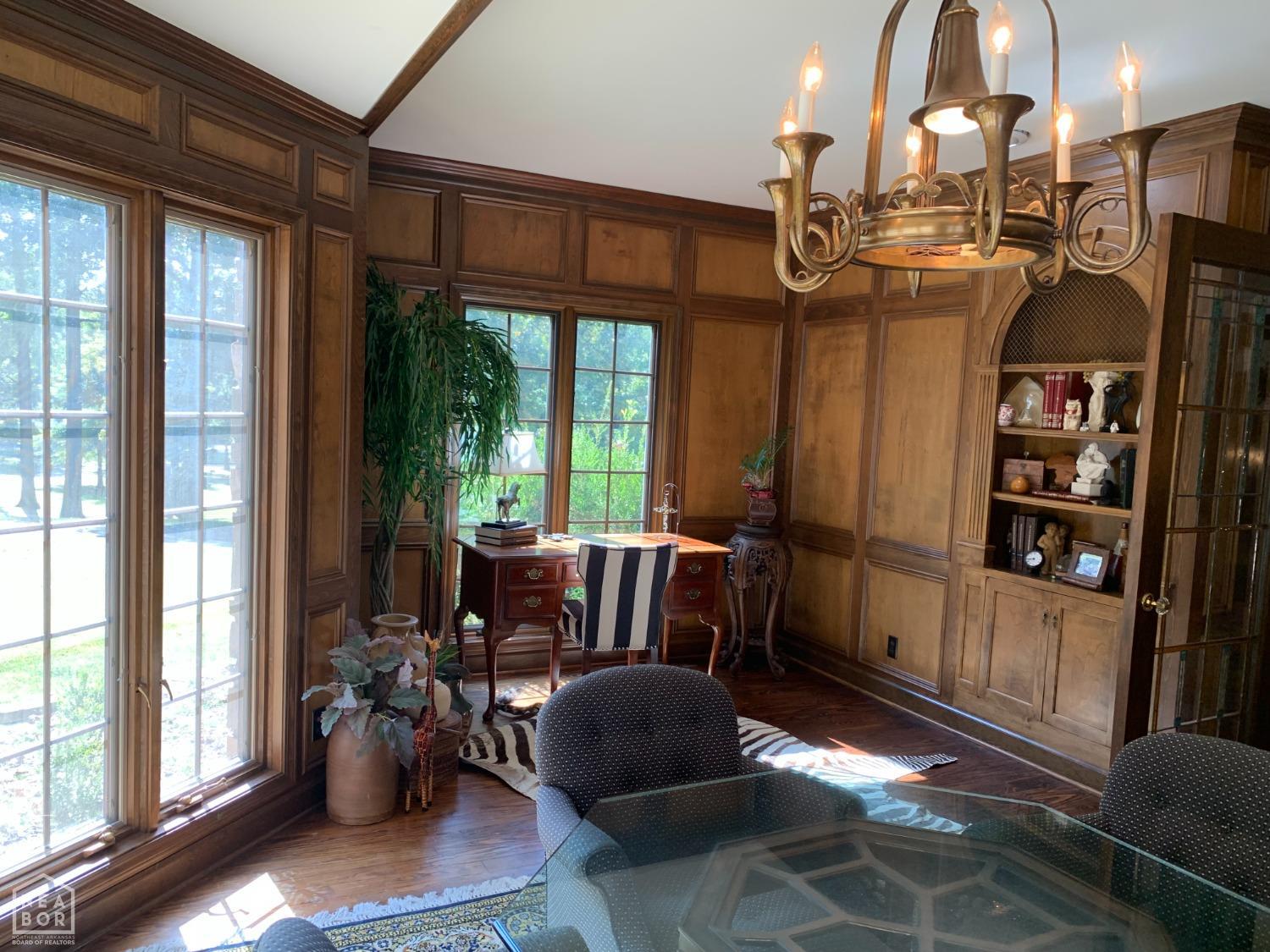 Wynne, Arkansas, 72396, United States, 4 Bedrooms Bedrooms, ,5 BathroomsBathrooms,Residential,For Sale,1979958