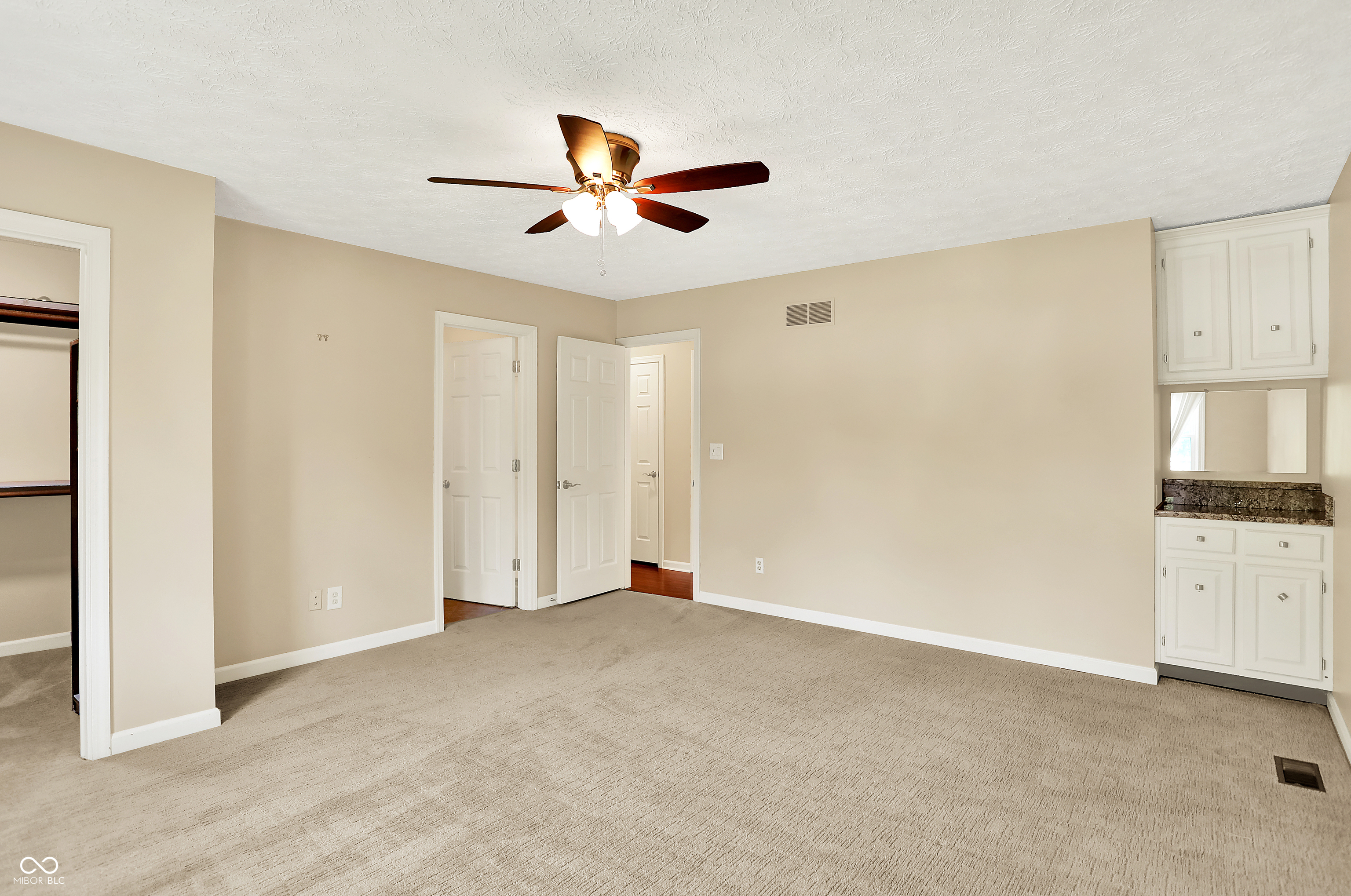 Carmel, Indiana, 46290, United States, 5 Bedrooms Bedrooms, ,4 BathroomsBathrooms,Residential,For Sale,1920865