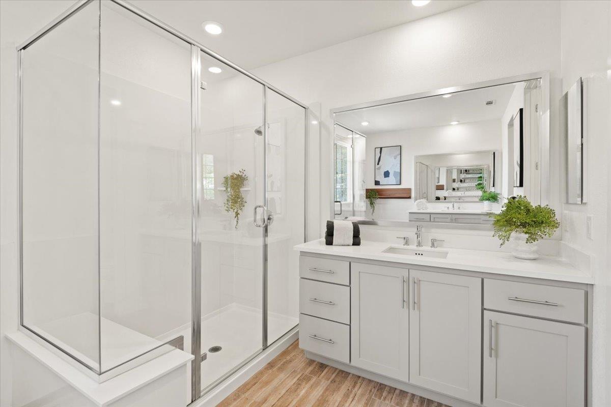 Gilroy, California, 95020, United States, 4 Bedrooms Bedrooms, ,3 BathroomsBathrooms,Residential,For Sale,1907628